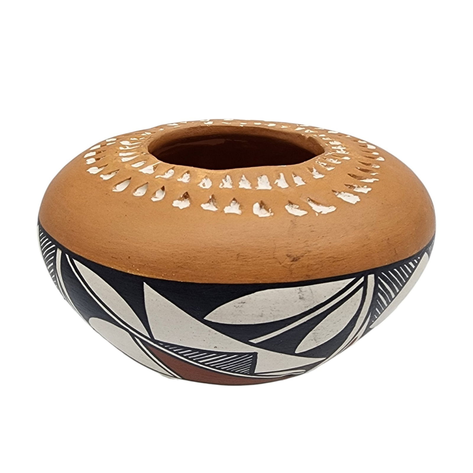 Elizabeth Olguin Isleta Pueblo Polychrome Pottery Jar: Elizabeth Olguin (or S.M. Olguin) Isleta Pueblo Painted Polychrome Pottery Jar / 73g / 1.7"h x 3"d / This item is part of an estate collection of Native American fetishes, pottery, baskets, and rugs a