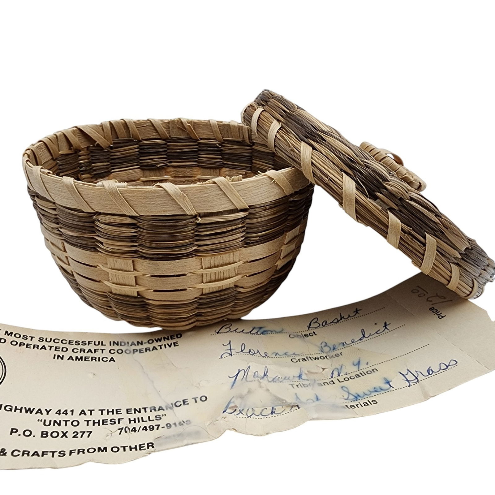 Native American Lidded Button Basket by Florence Benedict, Mohawk Tribe: Native American Handmade Black Ash and Sweetgrass Lidded Button Basket made by Florence Benedict of the Mohawk Tribe of New York / 27g / 2.2"h x 4"d / Comes with the original tag from time of purchase