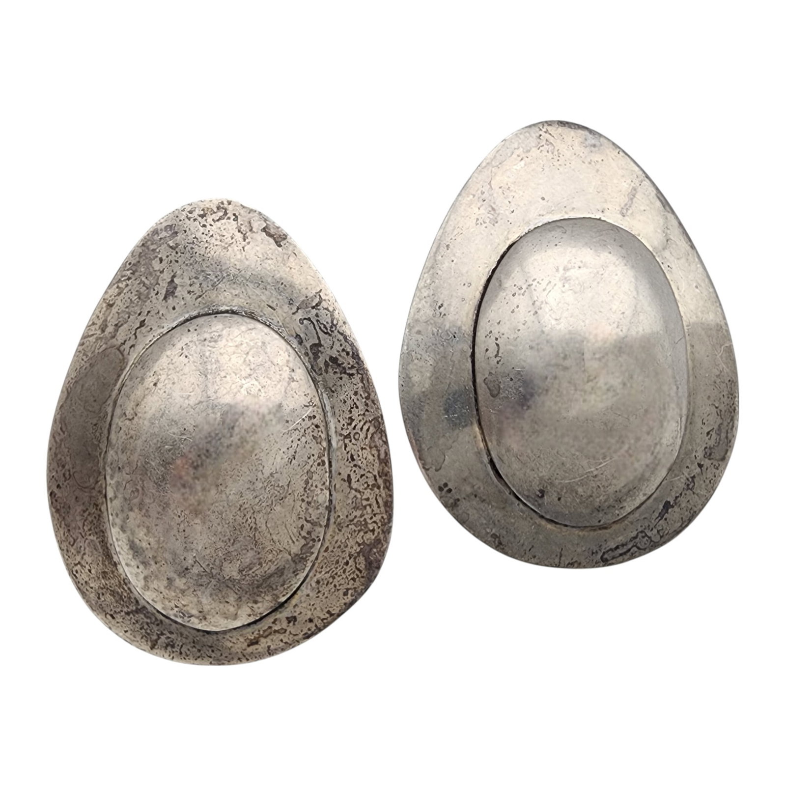 Signed Navajo Sterling Concho Earrings: Signed Nez Navajo Sterling Concho Earrings | 13.3g