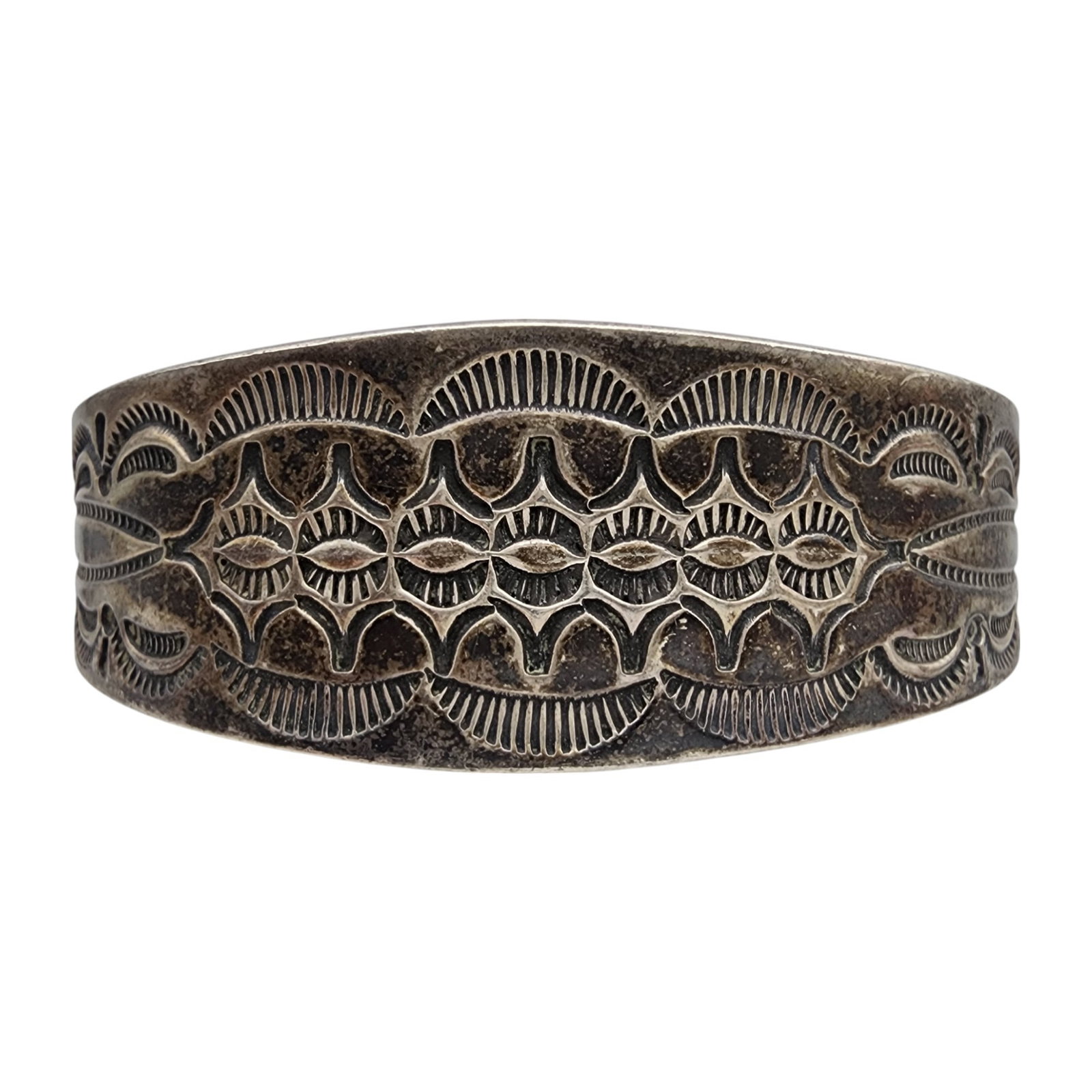 Vintage Navajo Sterling Stamped Cuff Bracelet: Vintage Navajo Sterling Stamped Cuff Bracelet | 29.9g