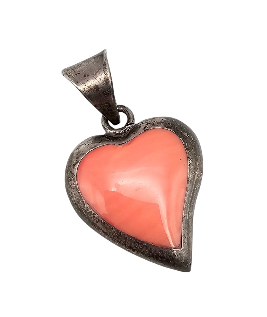 ATI Mexico Sterling Spiny Oyster Heart Pendant: ATI Mexico Sterling Spiny Oyster Heart Pendant 14.7 G