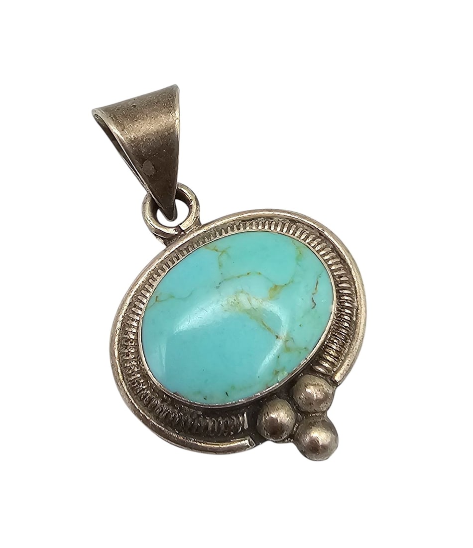 Mexico Sterling Turquoise Pendant: Mexico Sterling Turquoise Pendant 8 G