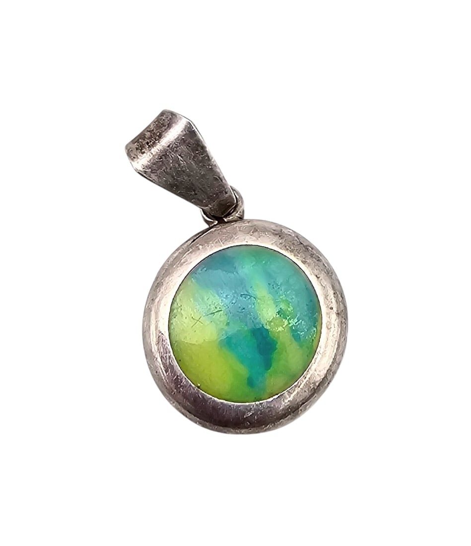 Mexico Sterling Green Yellow Pendant: Mexico Sterling Green Yellow Pendant, 8.5g