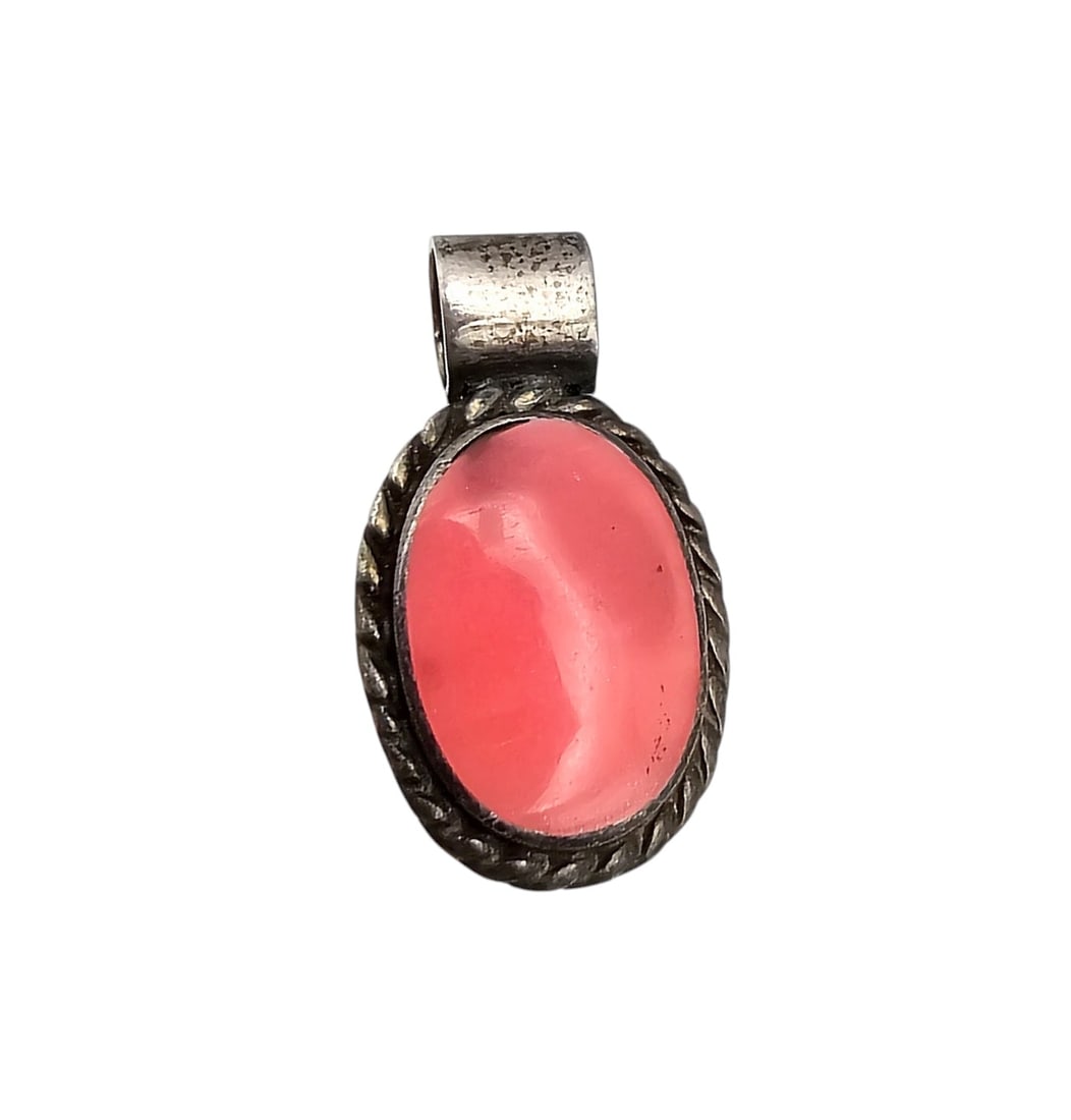 Mexico Sterling Dyed Stone Pendant: Mexico Sterling Dyed Stone Pendant 2.1 G