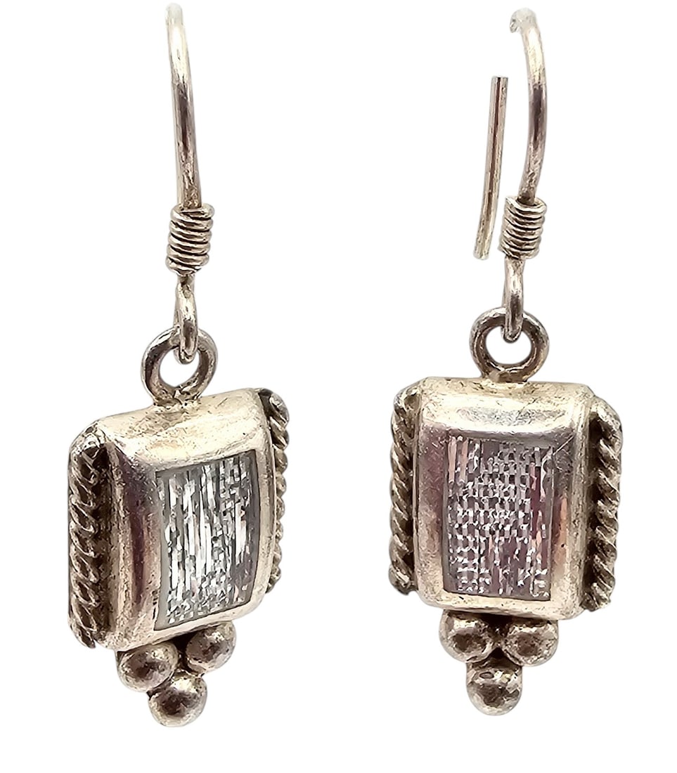 Mexico Sterling Confetti Drop Dangle Earrings: Mexico Sterling Confetti Drop Dangle Earrings 6.8 G