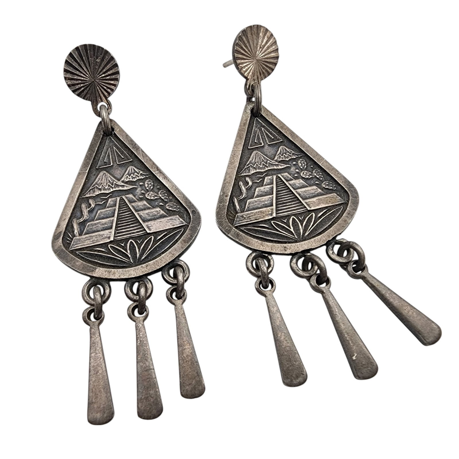 Signed Mexico Sterling Chichen Itza Dangle Earrings: Signed Mexico Sterling Chichen Itza Dangle Earrings 13.7g