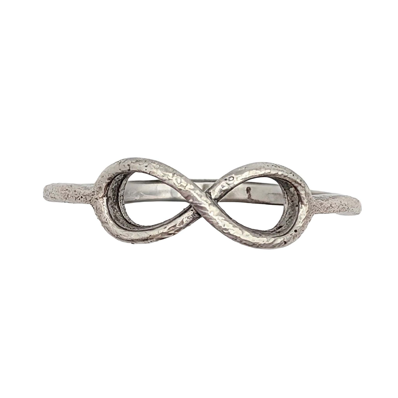 Sterling Silver Infinity Ring: Sterling Silver Infinity Ring. Size 6. Signed 925. 1.3g