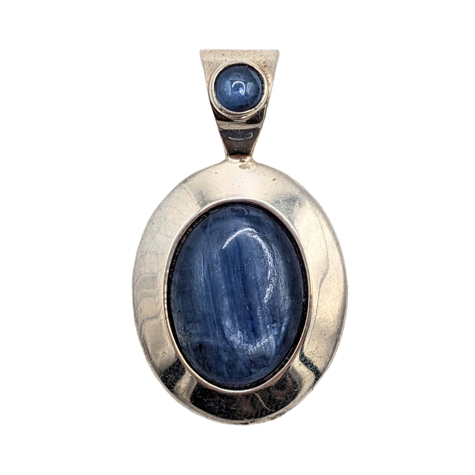 Jay King Sterling Silver Blue Mabe Oval Pendant: Jay King Sterling Silver, Blue Mabe Oval Pendant. Signed DTR 925 China. 6.8g