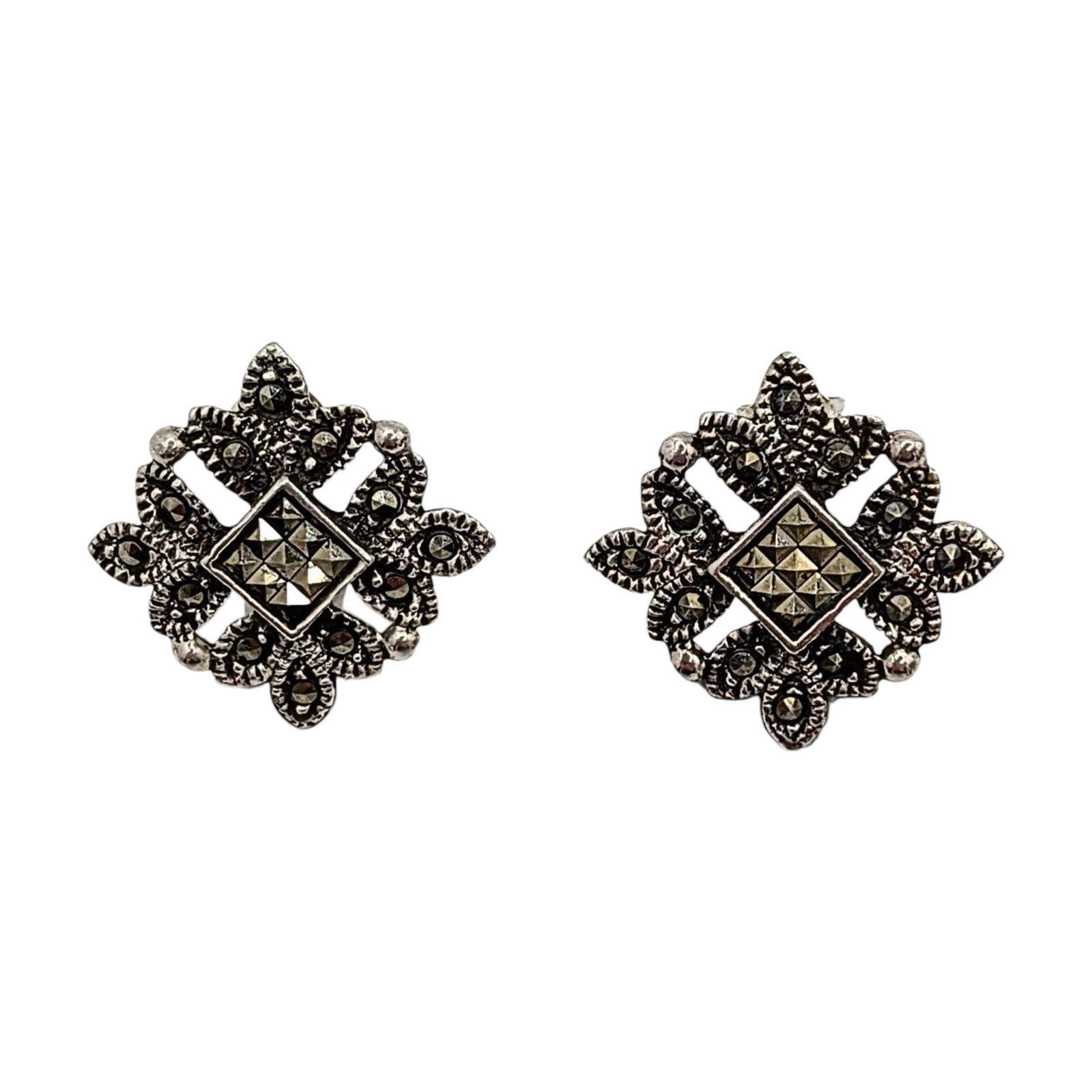 Signed Sterling Silver Marcasite Milgrain Detail Stud Earrings: Signed Sterling Silver, Marcasite Milgrain Detail Stud Earrings. Signed CW 925. 4g