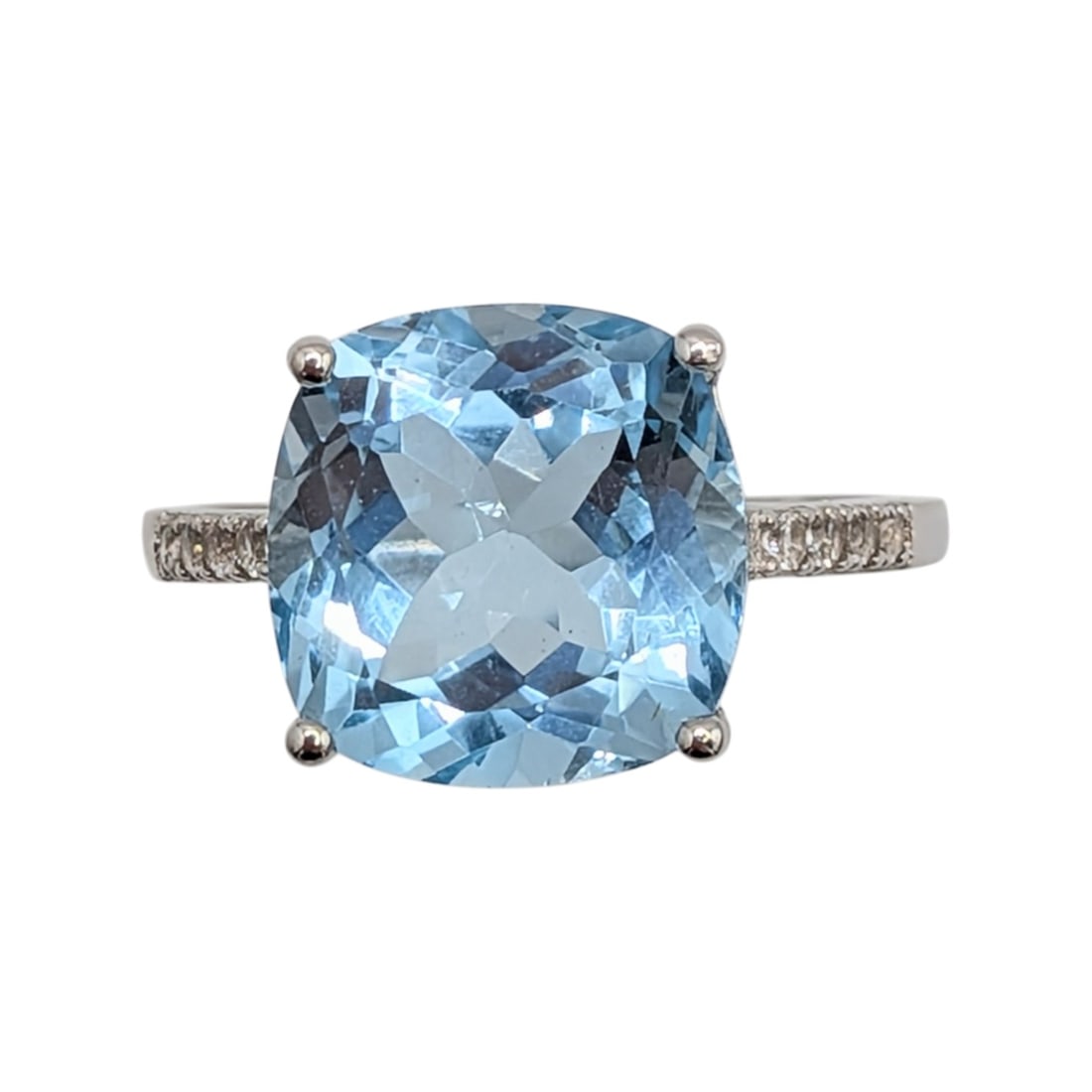 Signed Sterling Silver Sapphire Topaz Solitaire Ring: Signed Sterling Silver, Blue Topaz, CZ Shoulder Detail Solitaire Ring. Size 9. Signed BBJ 925. 4.8g