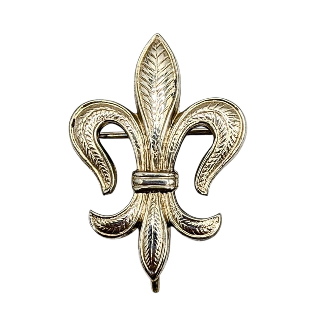 Victorian Sterling Silver Fleur De Lis Lapel Clip/Brooch: Victorian Sterling Silver Fleur De Lis Lapel Clip/Brooch. Signed Sterling. 2.9g