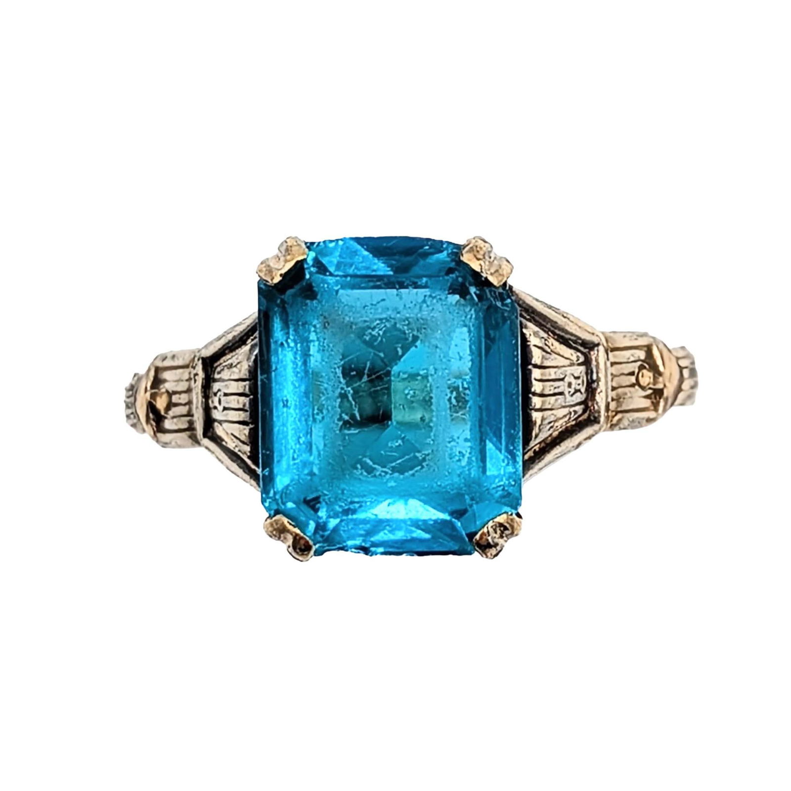 Uncas Vintage 14KT Gold Filled Rhinestone Cocktail Ring: Uncas Vintage 14KT Gold Filled, Rhinestone Cocktail Ring. Size 7. Signed 1/20 14KT RGP U. 2.2g