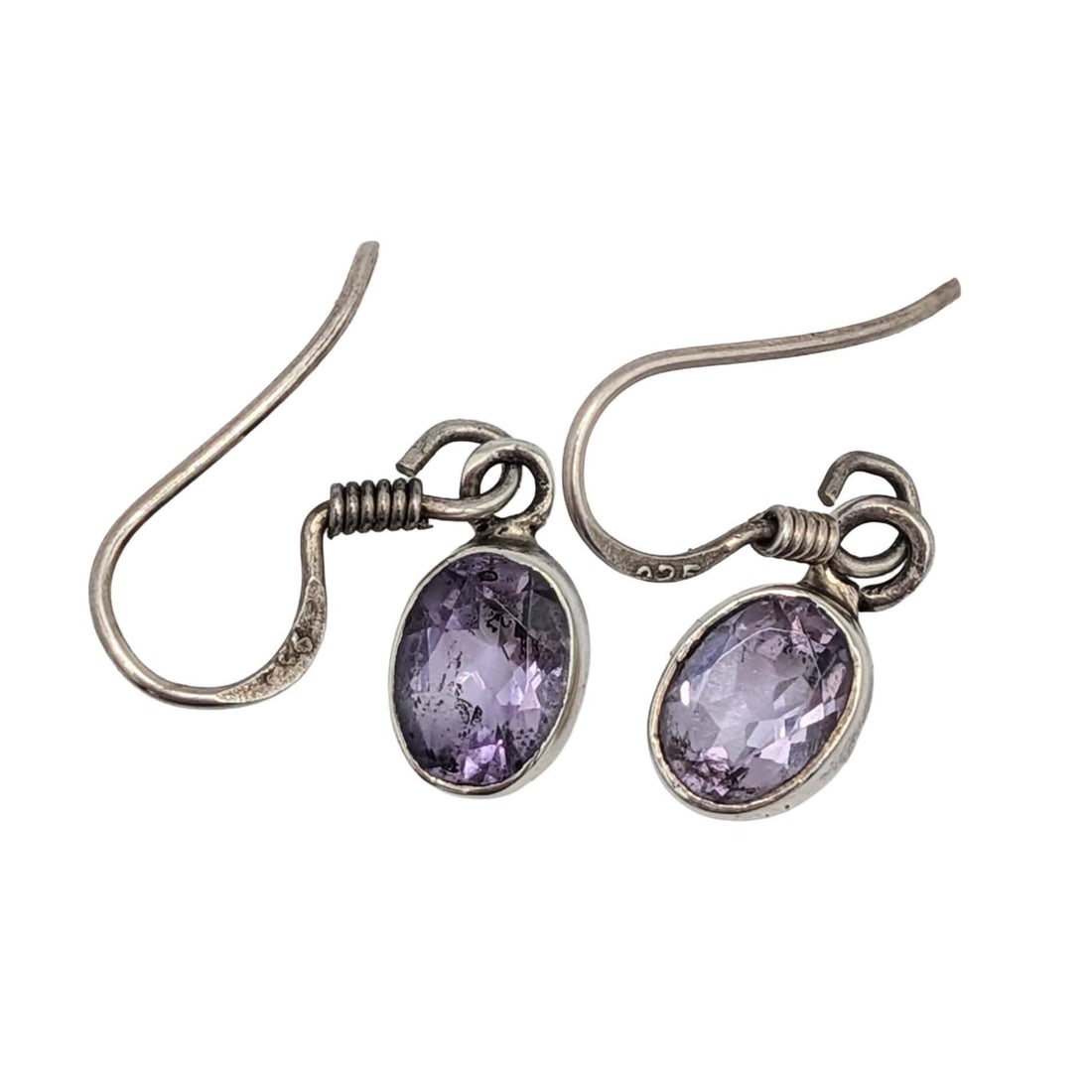 Sterling Silver Amethyst Oval Dangle Earrings: Sterling Silver, Amethyst Oval Dangle Earrings. Signed 925. 2g