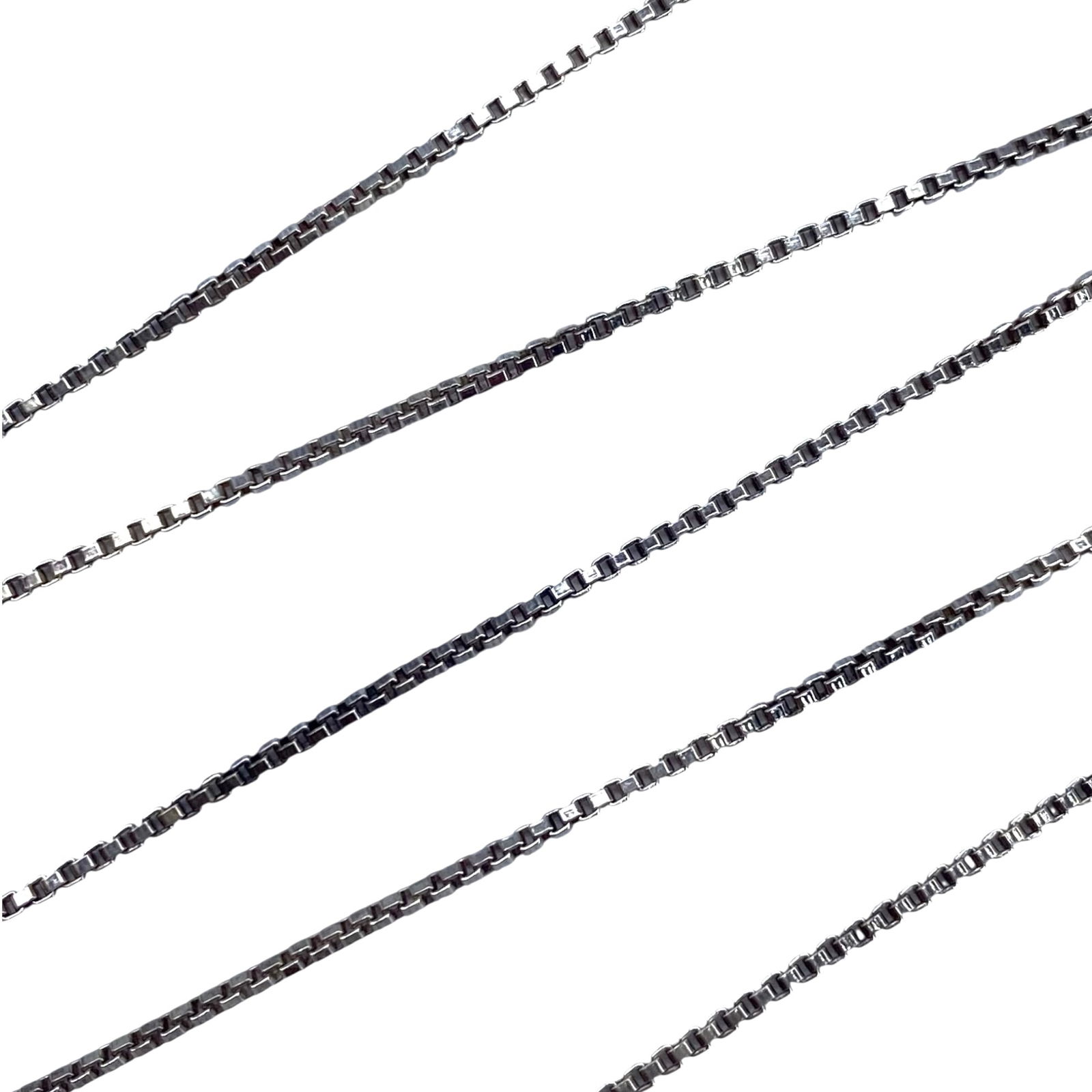 Signed Sterling Italian Box Chain 19in 3g: Signed Sterling Italian Box Chain 19in 3g Engraved (AT) 925 Italy