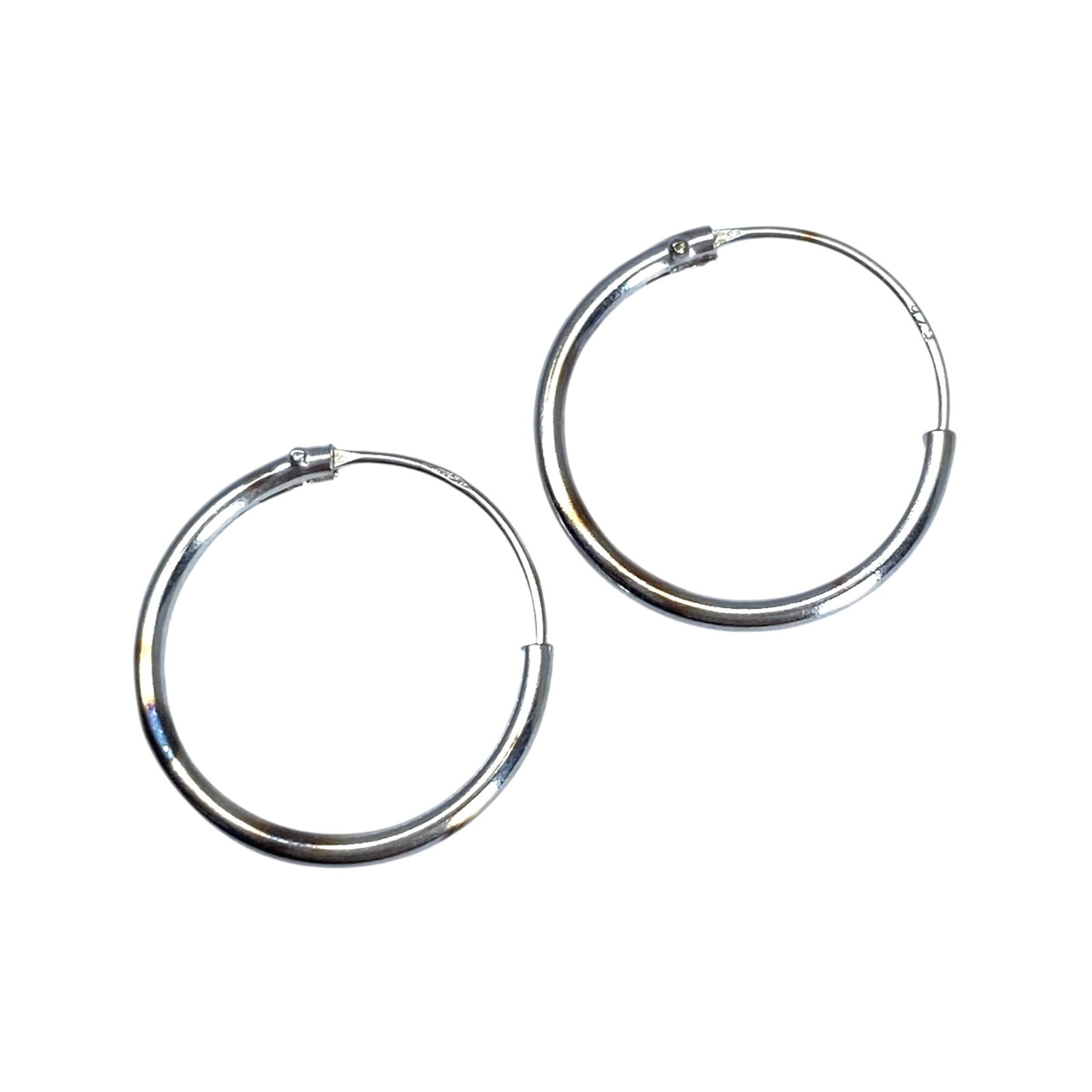 Sterling Small Classic Hoop Earrings 0.5g (1 of 5)