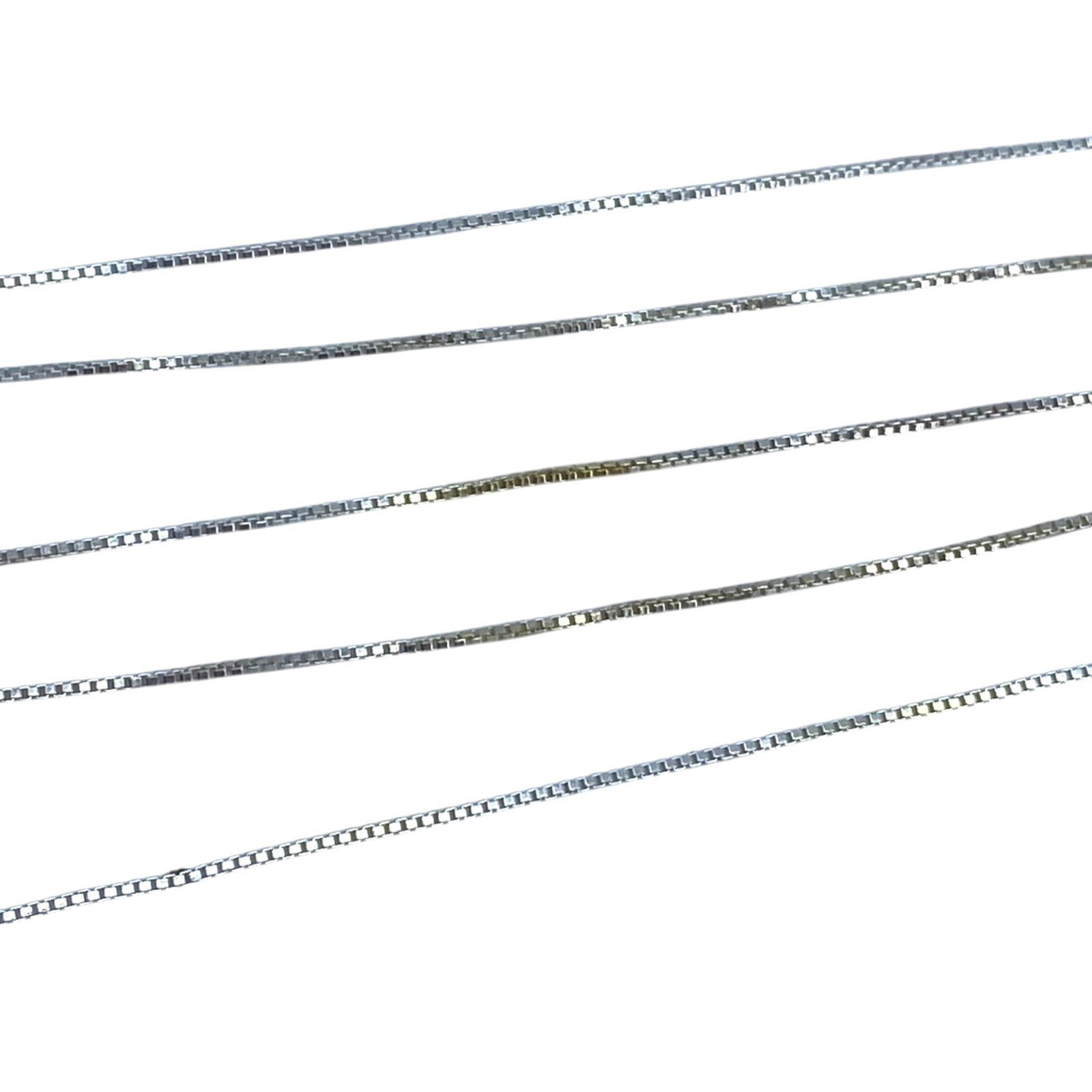 Signed Sterling Box Chain 18in 1.34g: Signed Sterling Box Chain 18in 1.34g Engraved with hallmark containing circle and triangle, 925 Italy