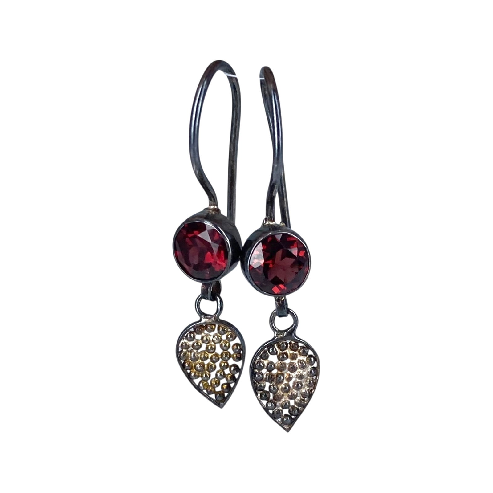 Signed Sterling Round Garnet Leaf Dangle Earrings 1.5g: Signed Sterling Round Garnet Leaf Dangle Earrings 1.5g Engraved 925 ISNW