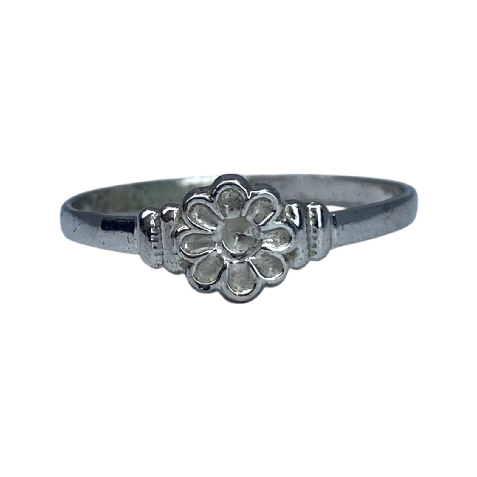 Signed Sterling Flower Ring Sz 5.75 1g: Signed Sterling Flower Ring Sz 5.75 1g Engraved Sterling AR in a heart type shape?