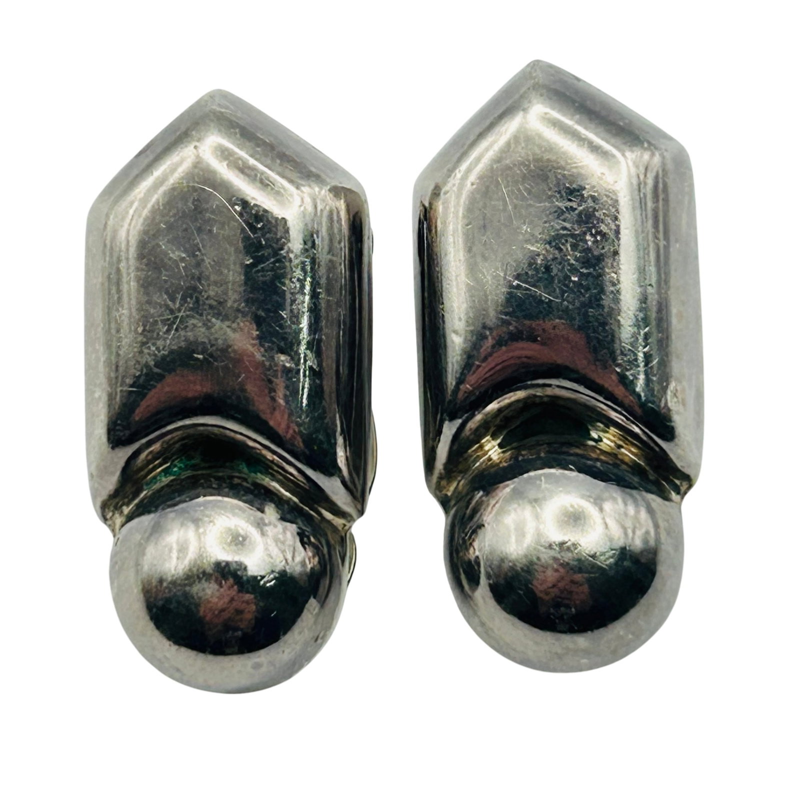 TB-154 Taxco Sterling Clip On Earrings: TB-154 Taxco Sterling clip on earrings. 12.50g