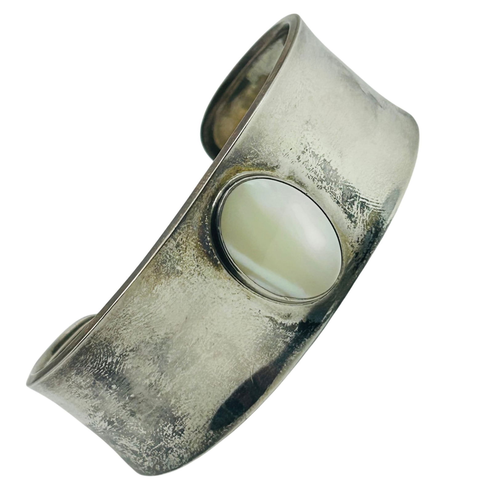 CII Mexico Sterling Mother Of Pearl Cuff Bracelet: CII Mexico Sterling mother of pearl cuff bracelet. 21.50g