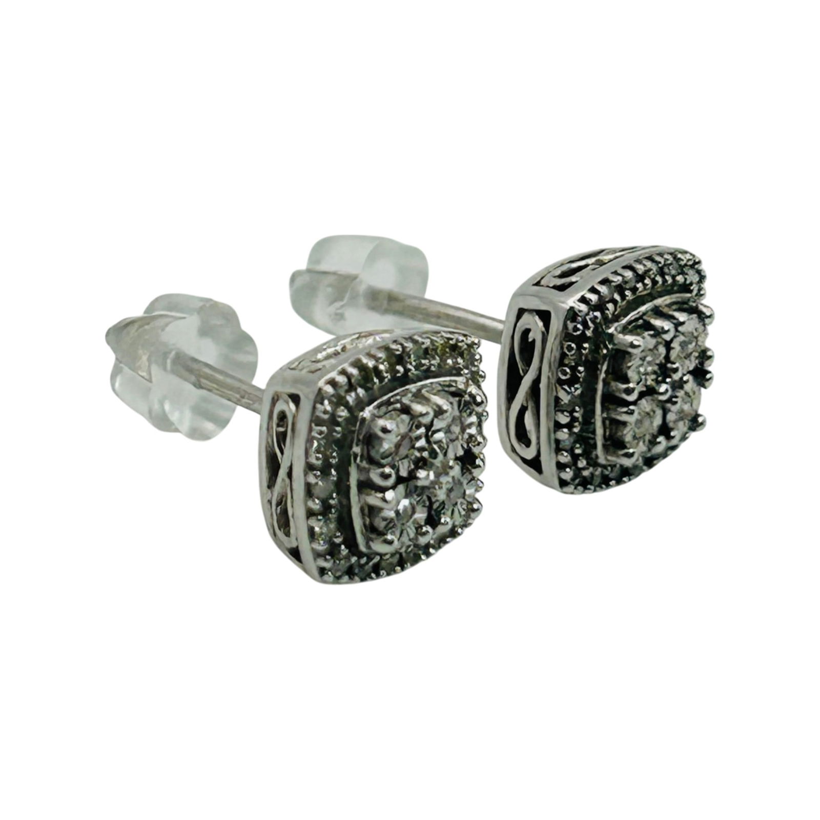 Sk9 Sterling Diamond Halo Design Stud Earrings: Sk9 Sterling diamond halo design stud earrings. 2.00g