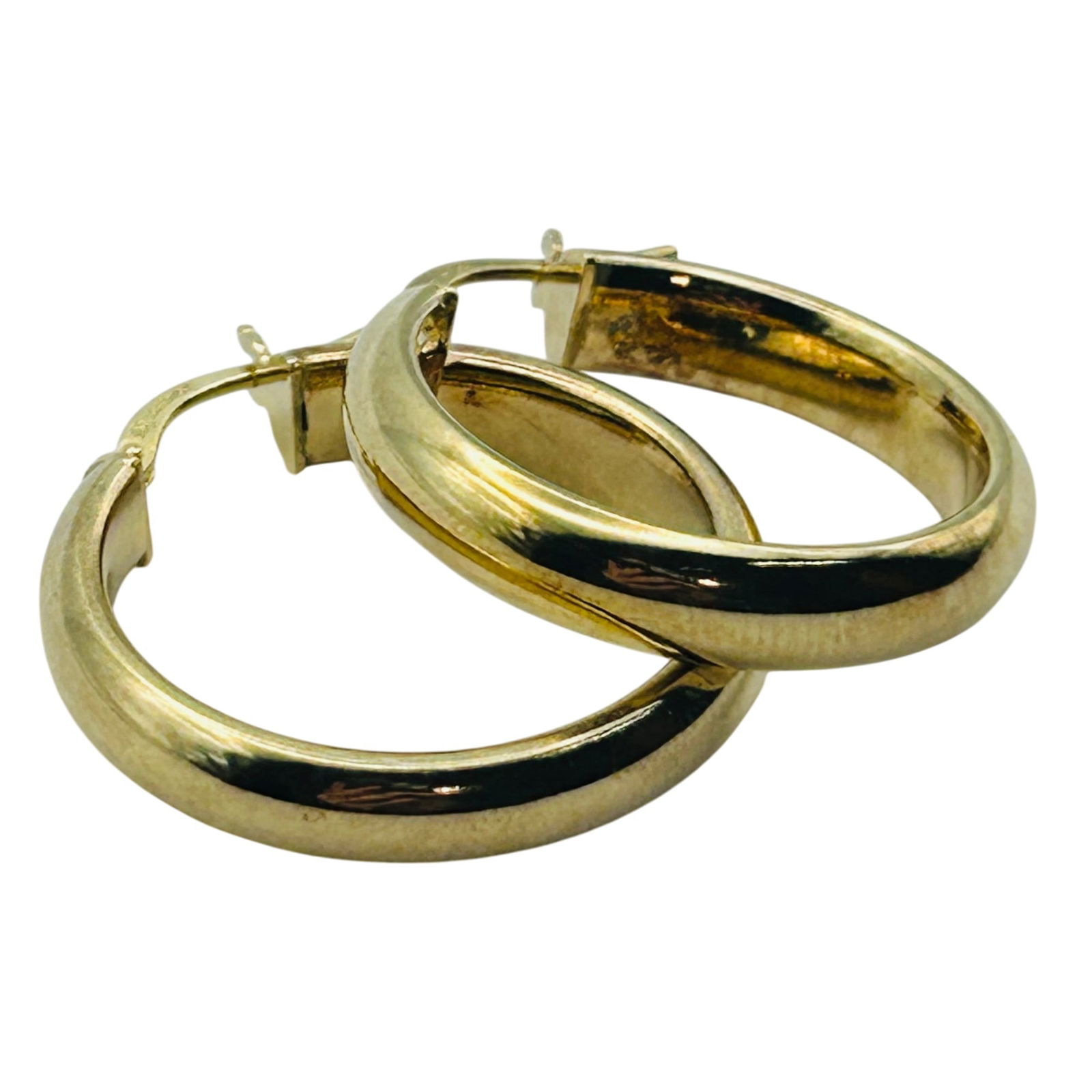 Dyadema Italy Sterling Hoop Earrings: Dyadema Italy sterling hoop earrings. 3.60g