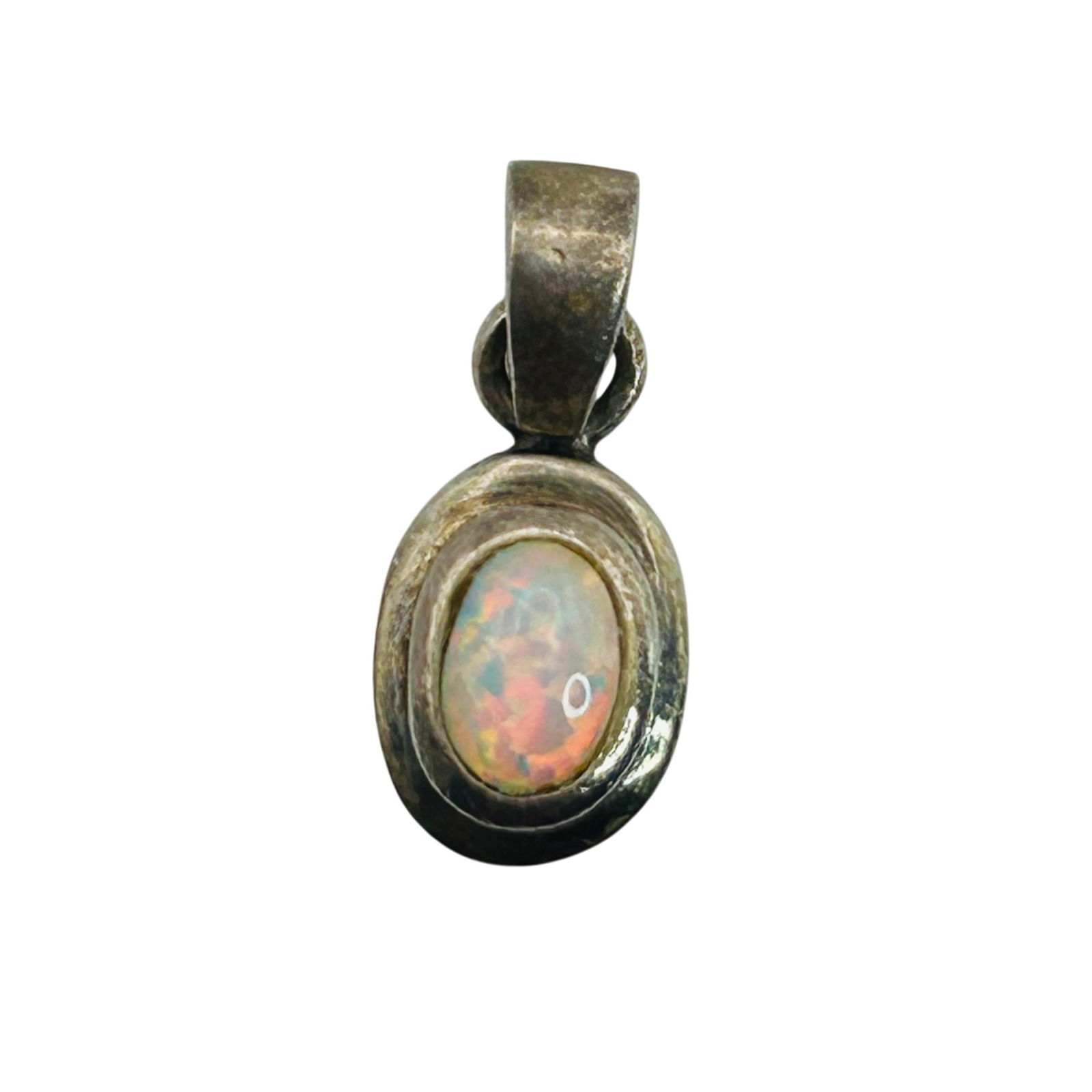 Sterling Opal Oval Pendant: Sterling Opal oval pendant. 1.80g