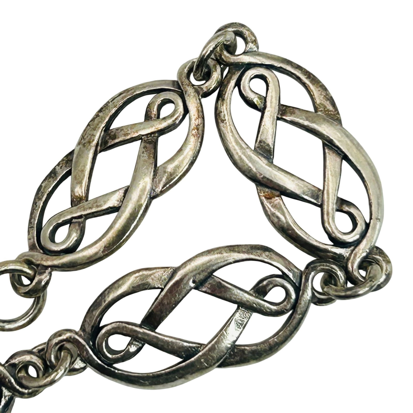 Sterling Celtic Knot Bracelet: Sterling Celtic knot bracelet. 8.40g