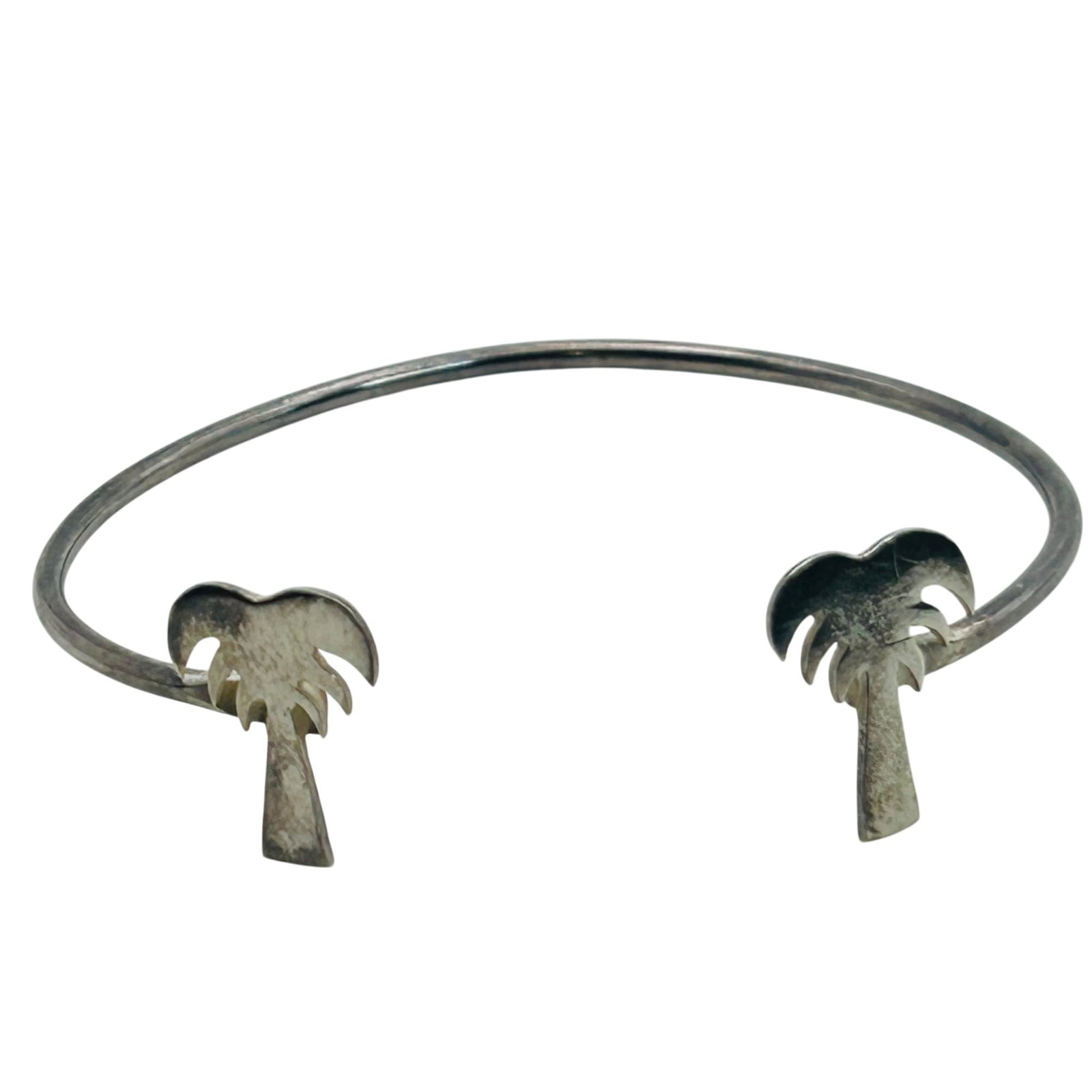 Sterling Palm Tree Cuff Bracelet: Sterling palm tree cuff bracelet. 3.80g