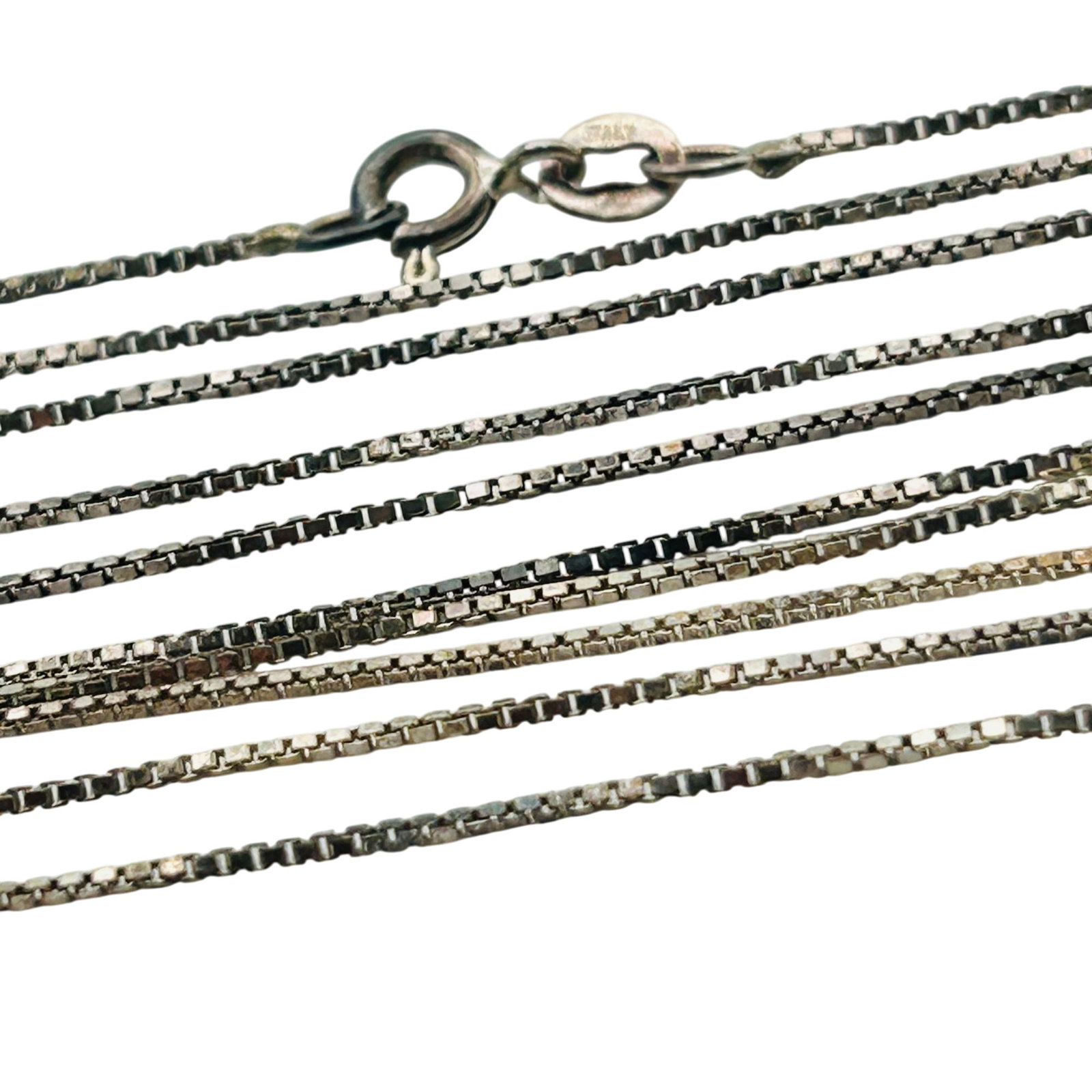 SU Italy Sterling Box Chain Necklace: SU italy sterling box chain necklace. 2.90g