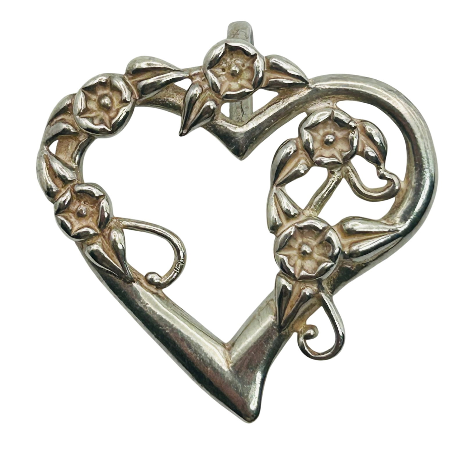 Sterling Heart Flower Detail Pendant (1 of 4)