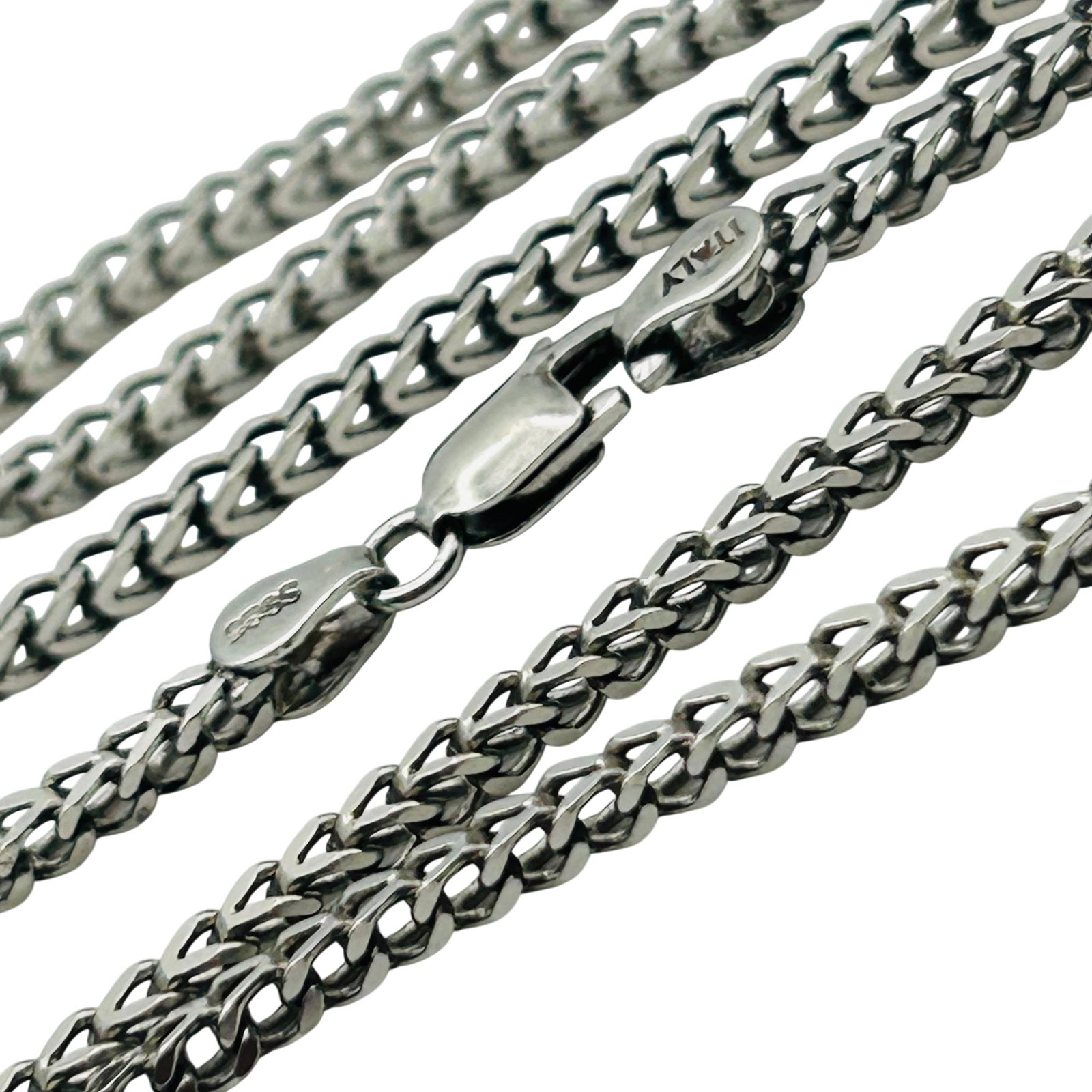 Italy Sterling Wheat Chain Necklace: Italy sterling wheat chain necklace. 11.30g