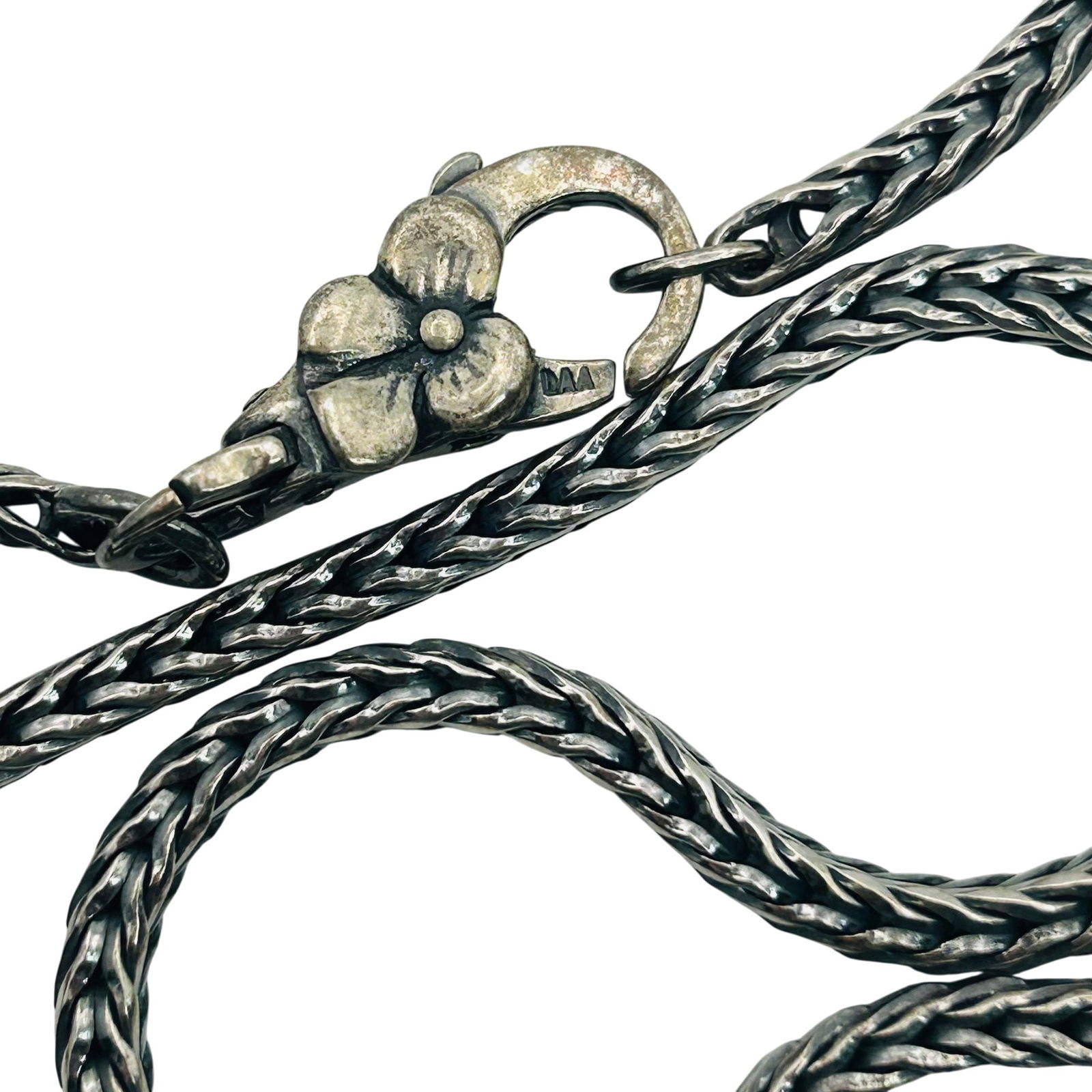 LAA Sterling Wheat Chain Flower Clasp Necklace: LAA sterling wheat chain flower clasp necklace. 20.80g