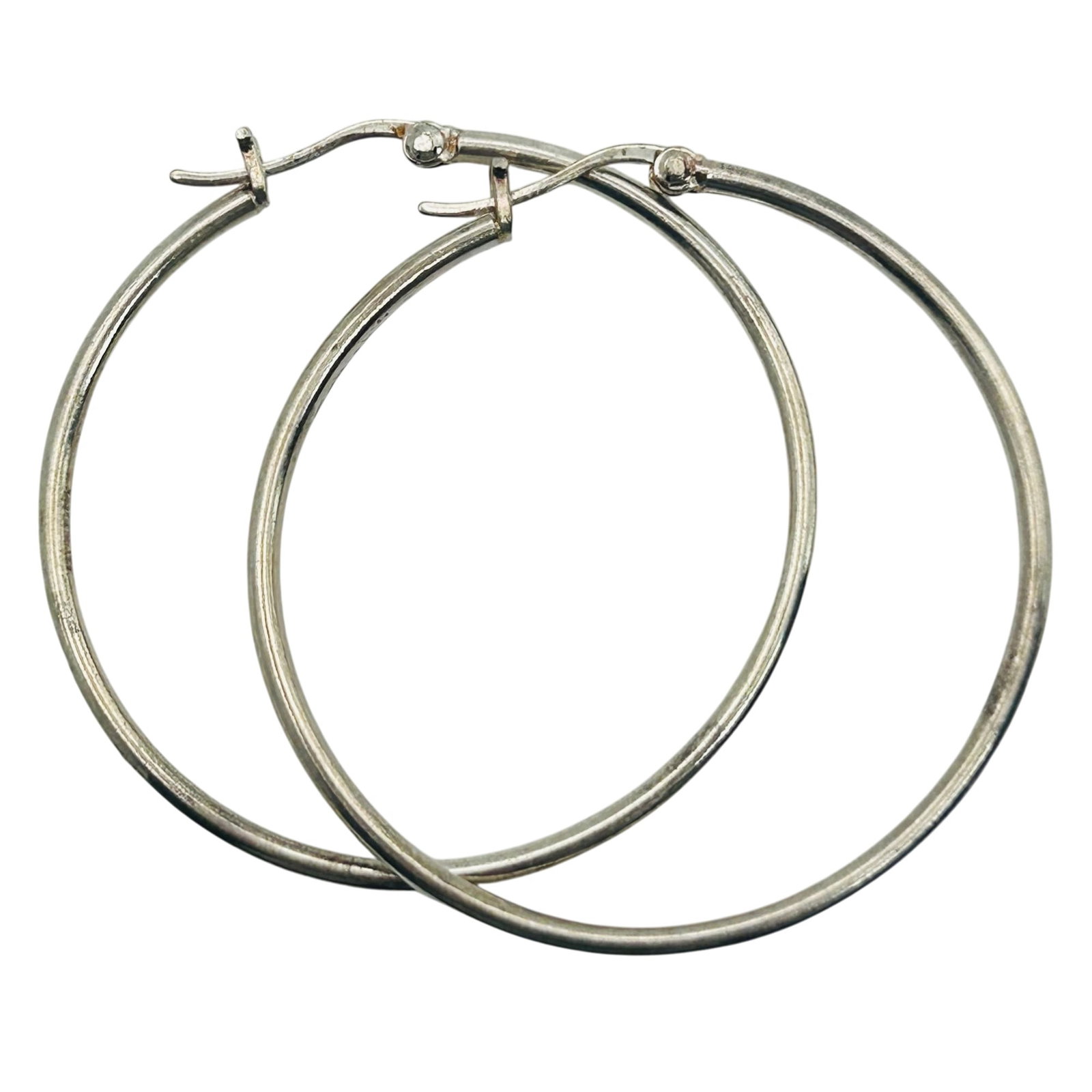 Sterling Hoop Earrings: Sterling hoop earrings. 4.60g
