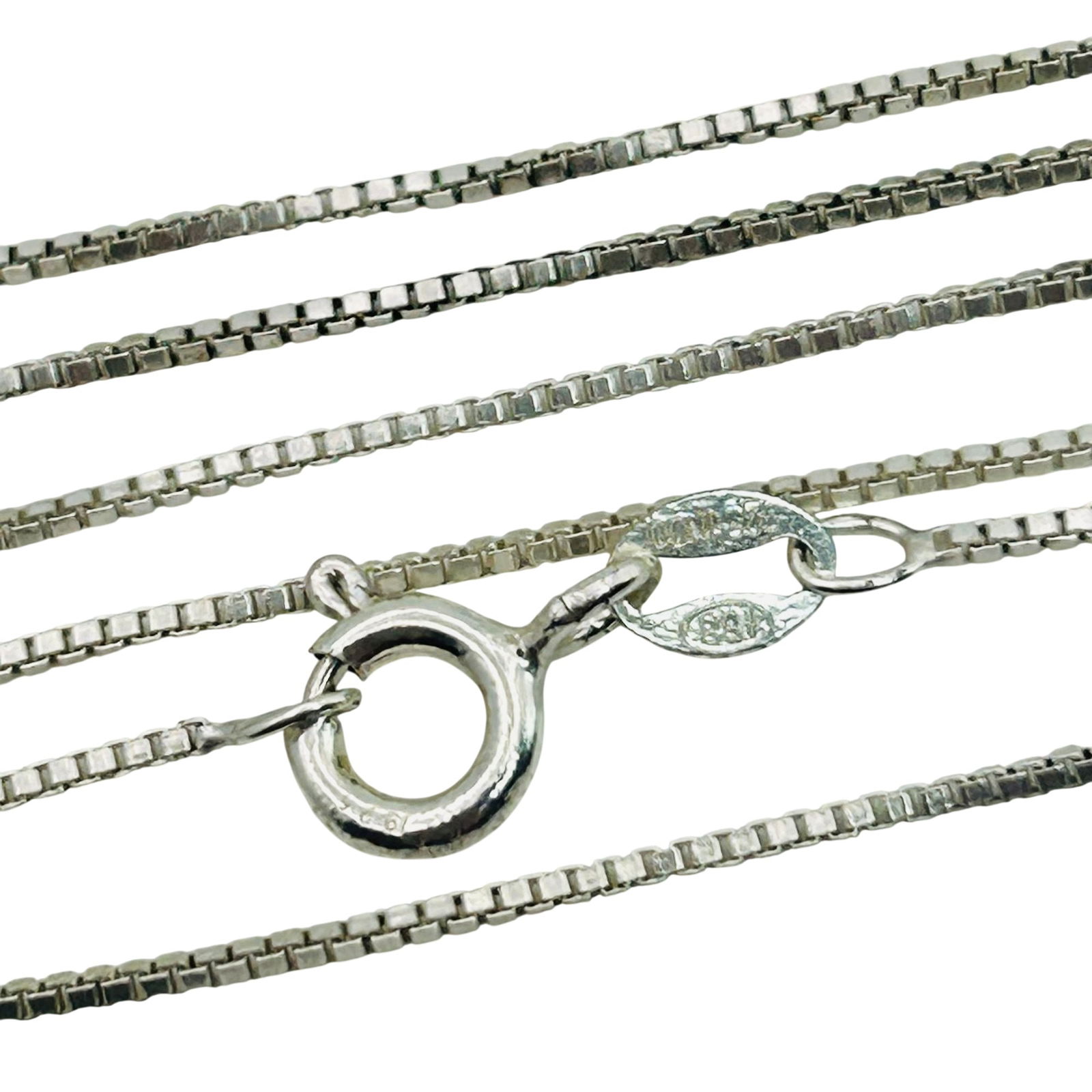IBB Indo Sterling Box Chain Necklace: IBB indo sterling box chain necklace. 2.00g