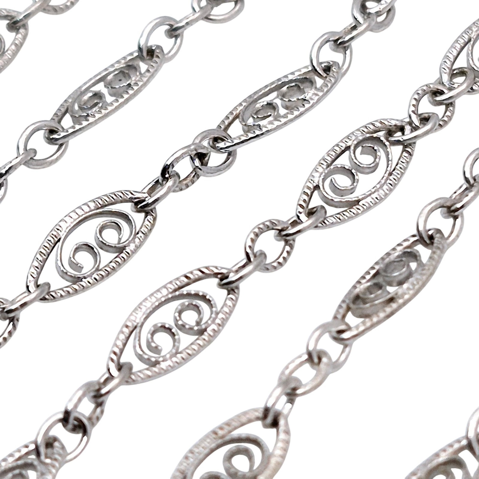 Sterling Filigree Link Chain Necklace: Sterling filigree Marquise shaped link chain necklace 3.3 G