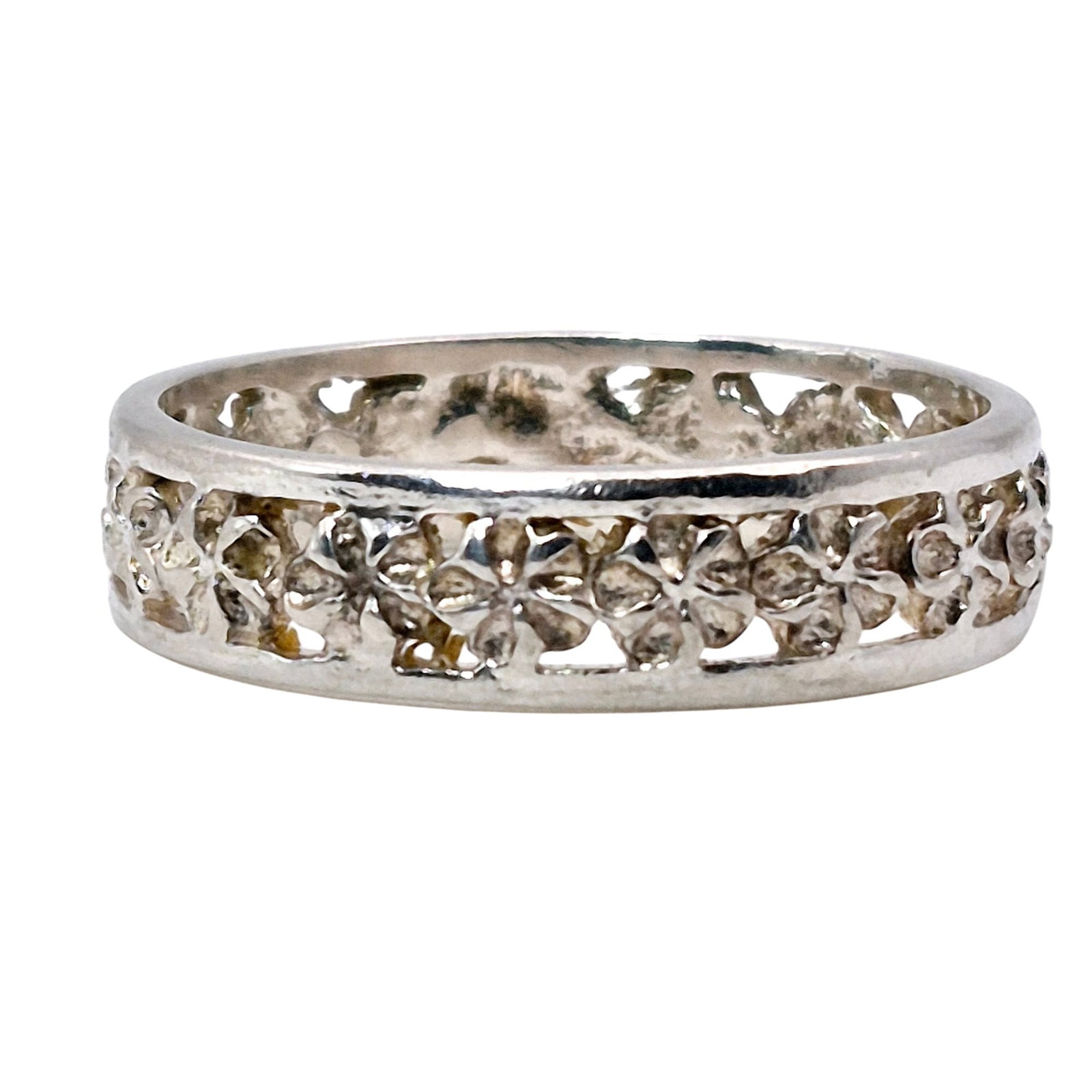 Sterling Cut Out Floral Band Ring Size 9 (1 of 5)