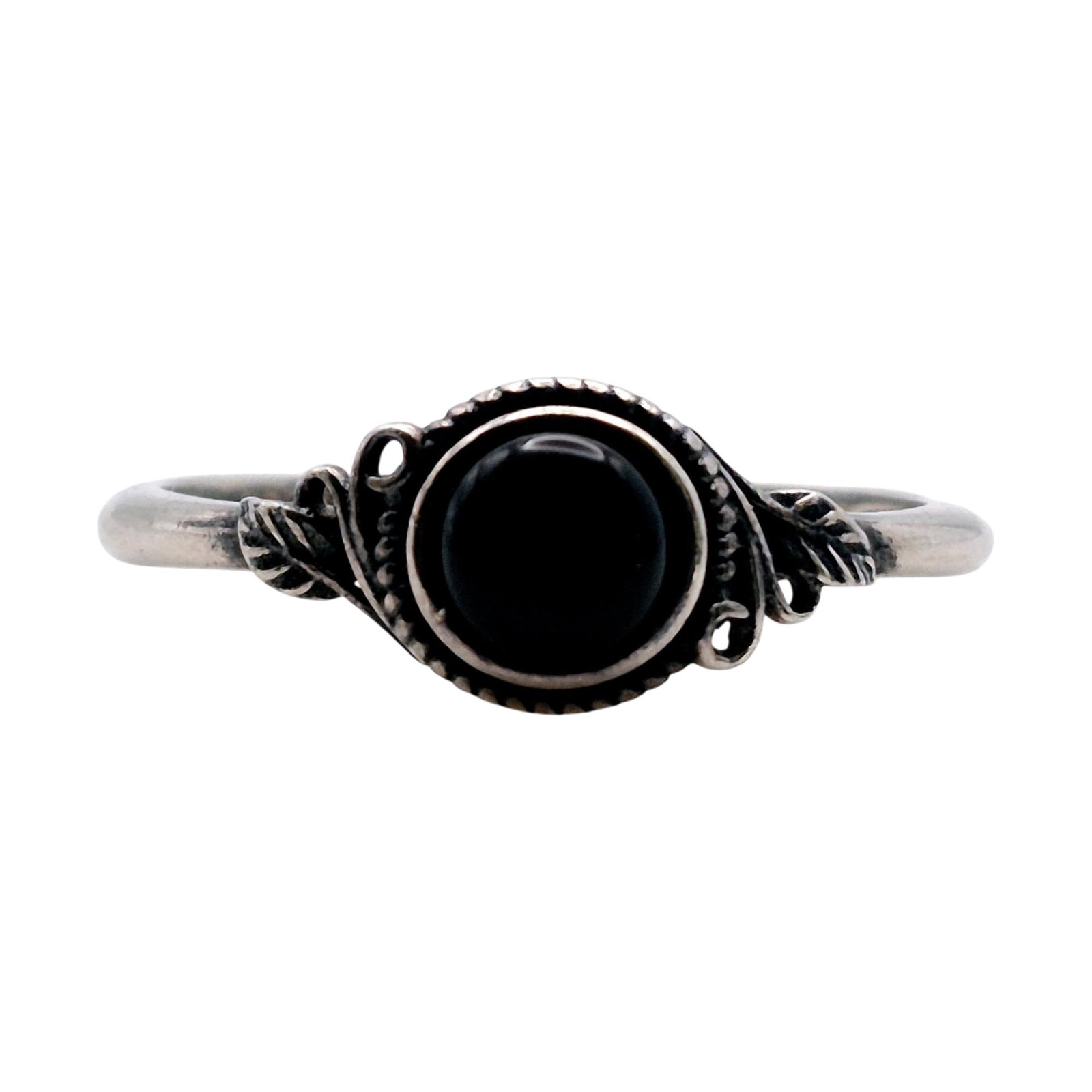 Sterling Garnet Solitaire Ring Size 7.5 (1 of 6)