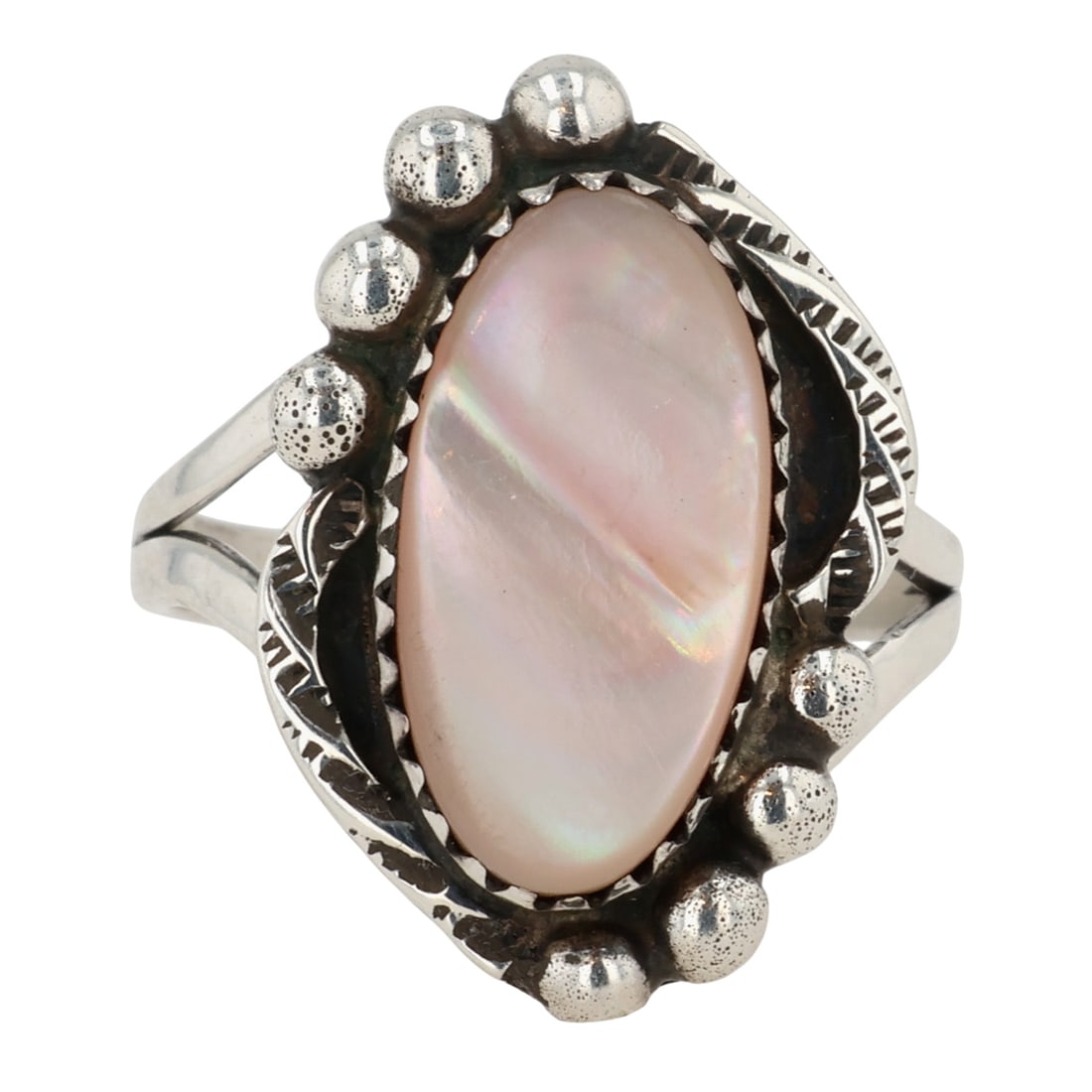 Vintage Navajo Sterling Mother of Pearl Ring Sz 8 (1 of 6)