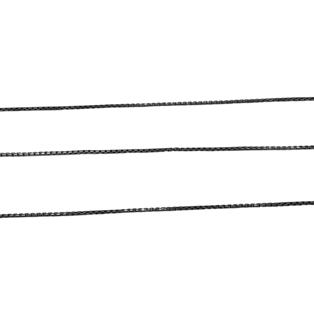 Sterling Box Chain 20in 2.3g: Sterling Box Chain 20in 2.3g Engraved 925 Italy, not pictured but there is a small part of the chain that may have been broken but welded back together. Not noticeable unless very closely observed. So