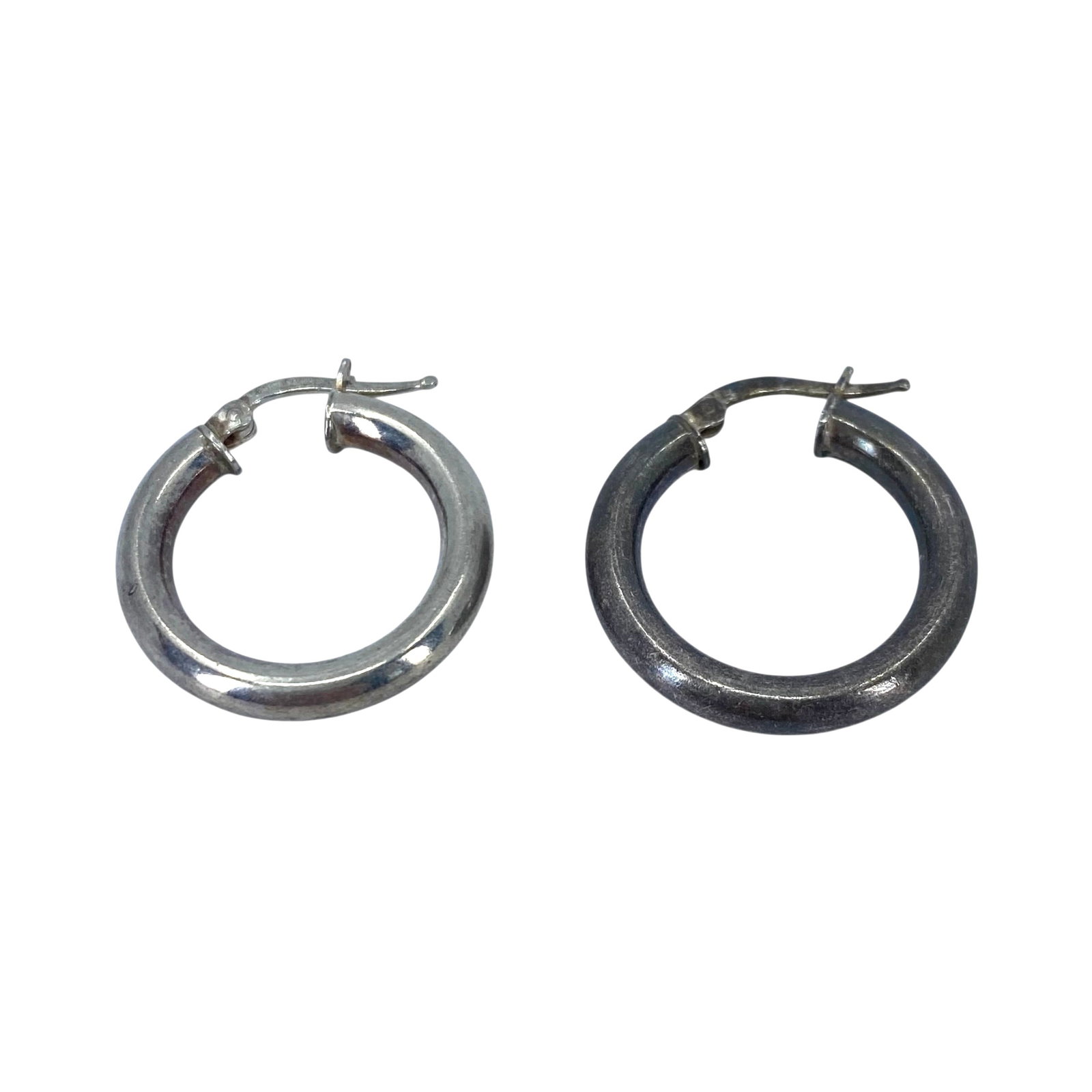 Sterling Tubular Hoop Earrings 5g: Sterling Tubular Hoop Earrings 5g Engraved 925 Italy