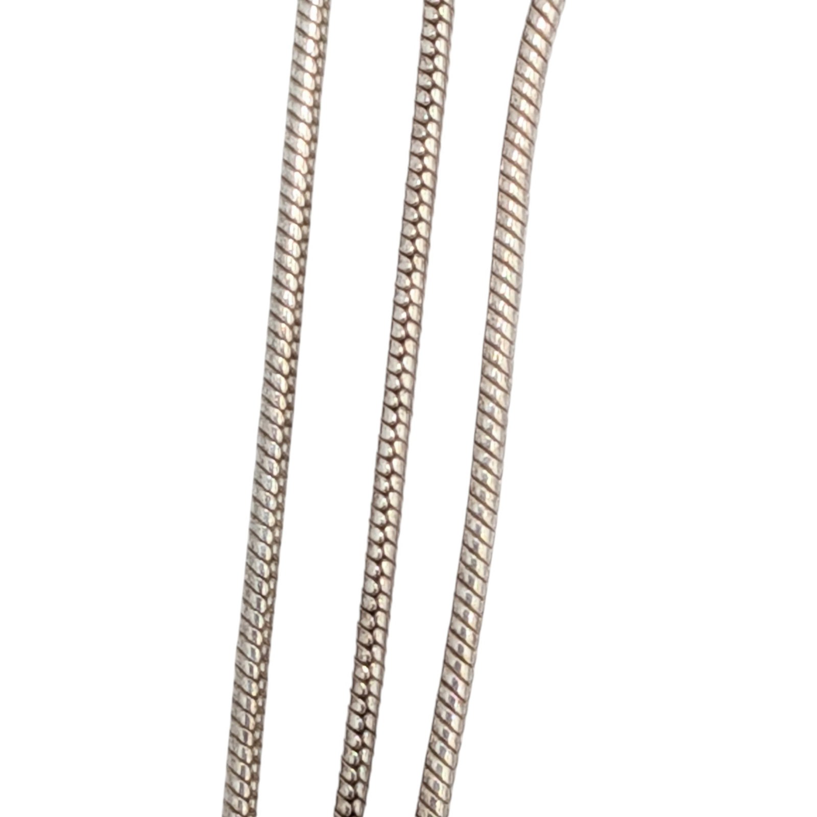 Italian Sterling Silver 1.5mm Seamed Snake Chain Necklace (1 of 3)