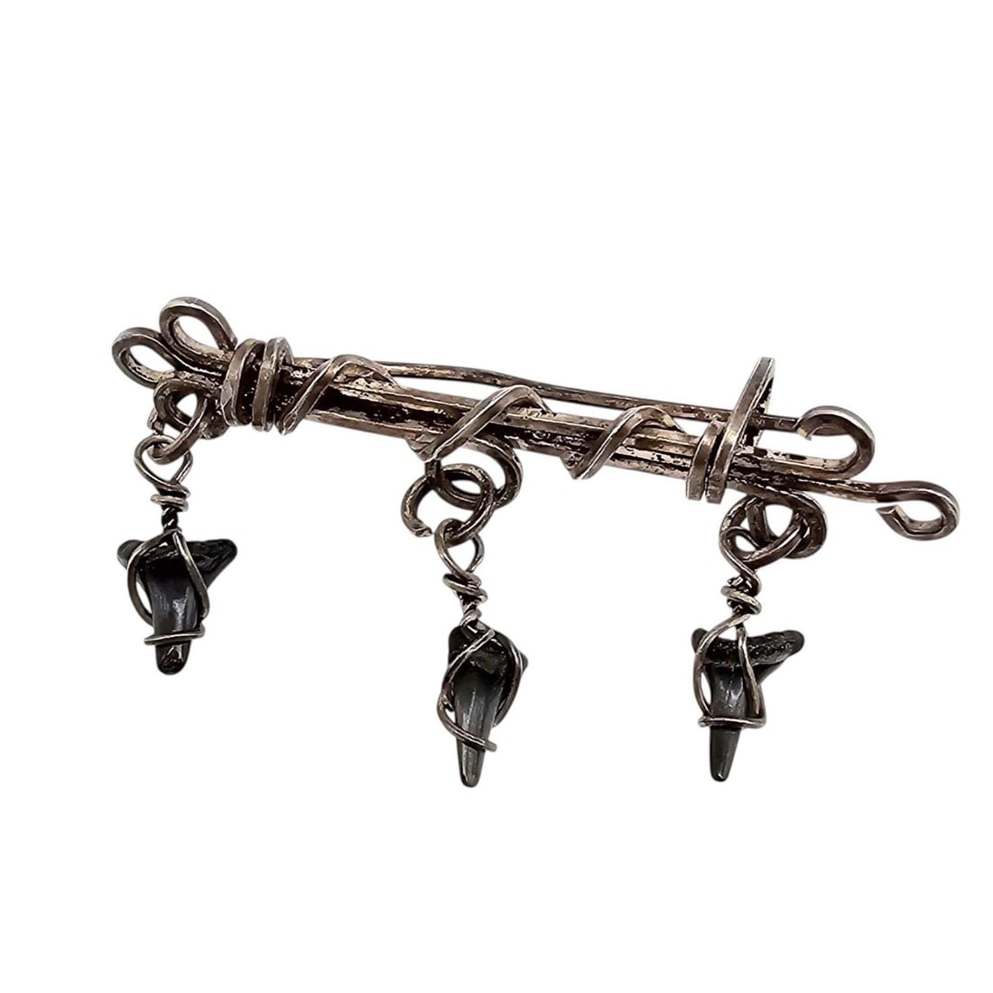 Shark Tooth Sterling Silver Pin 1.8 G (1 of 4)