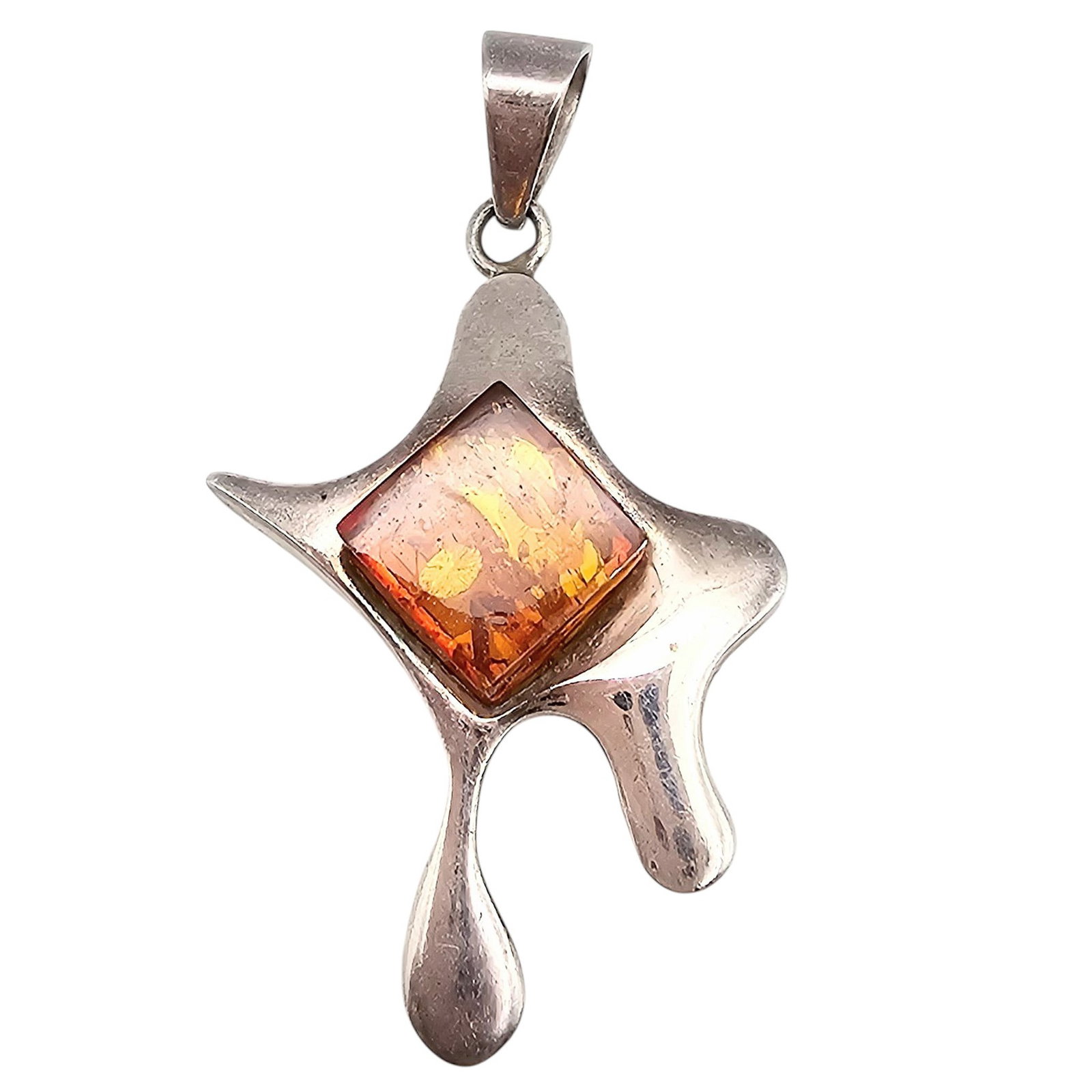 Amber Sterling Silver Pendant 10 G: Amber Sterling Silver Pendant 10 G