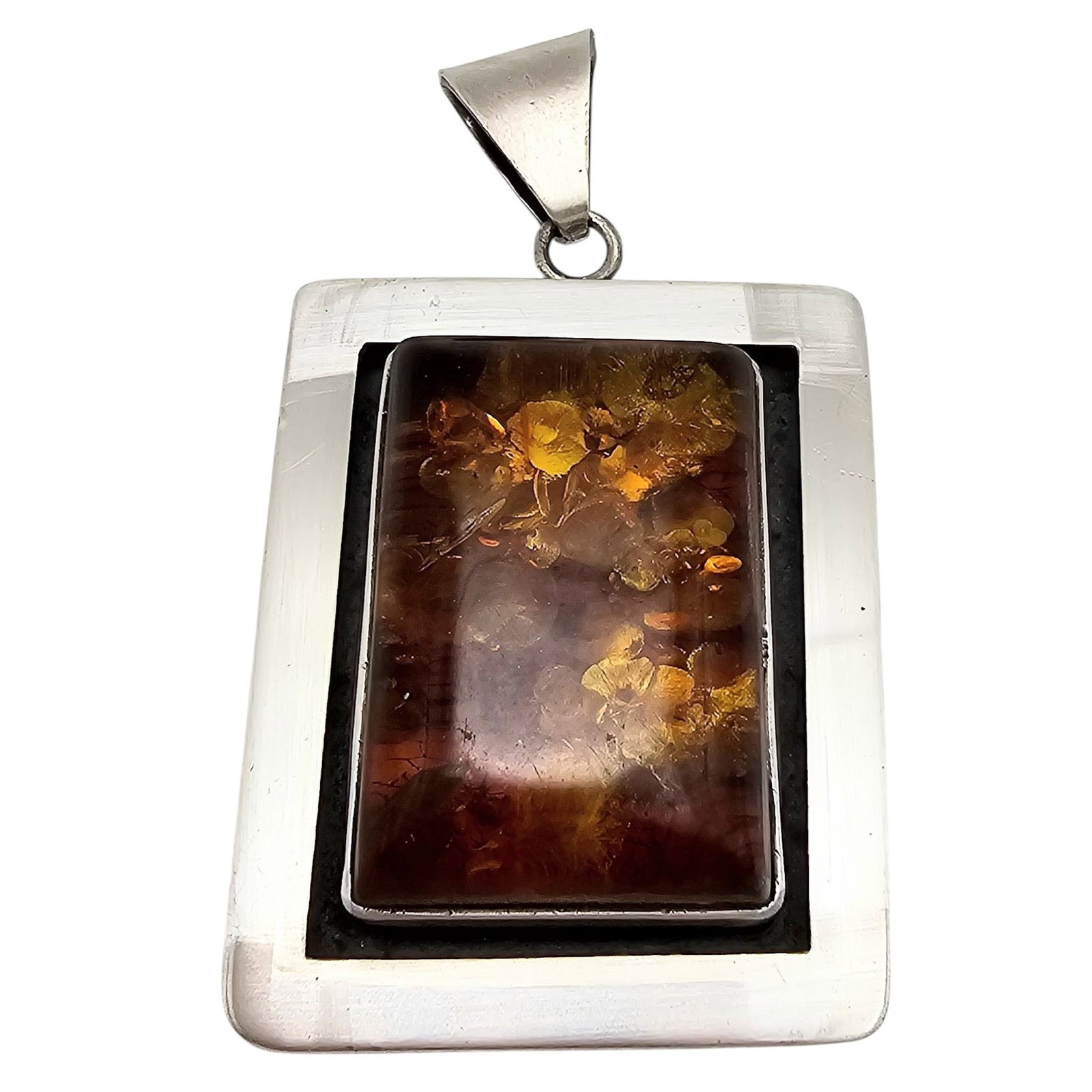 Amber Sterling Silver Pendant 31.9 G: Amber Sterling Silver Pendant 31.9 G