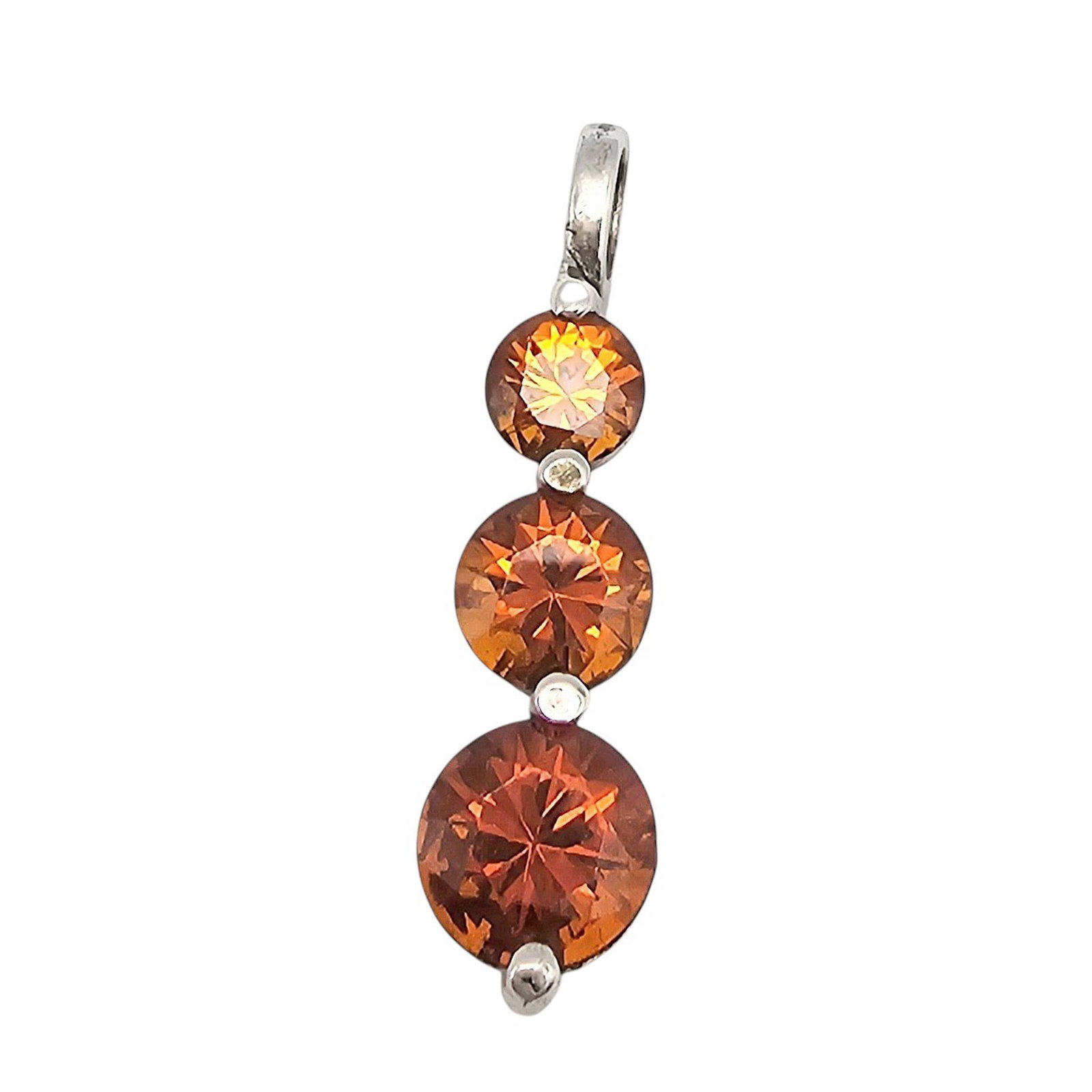 Rhinestone Sterling Silver Pendant 1.7 G: Rhinestone Sterling Silver Pendant 1.7 G