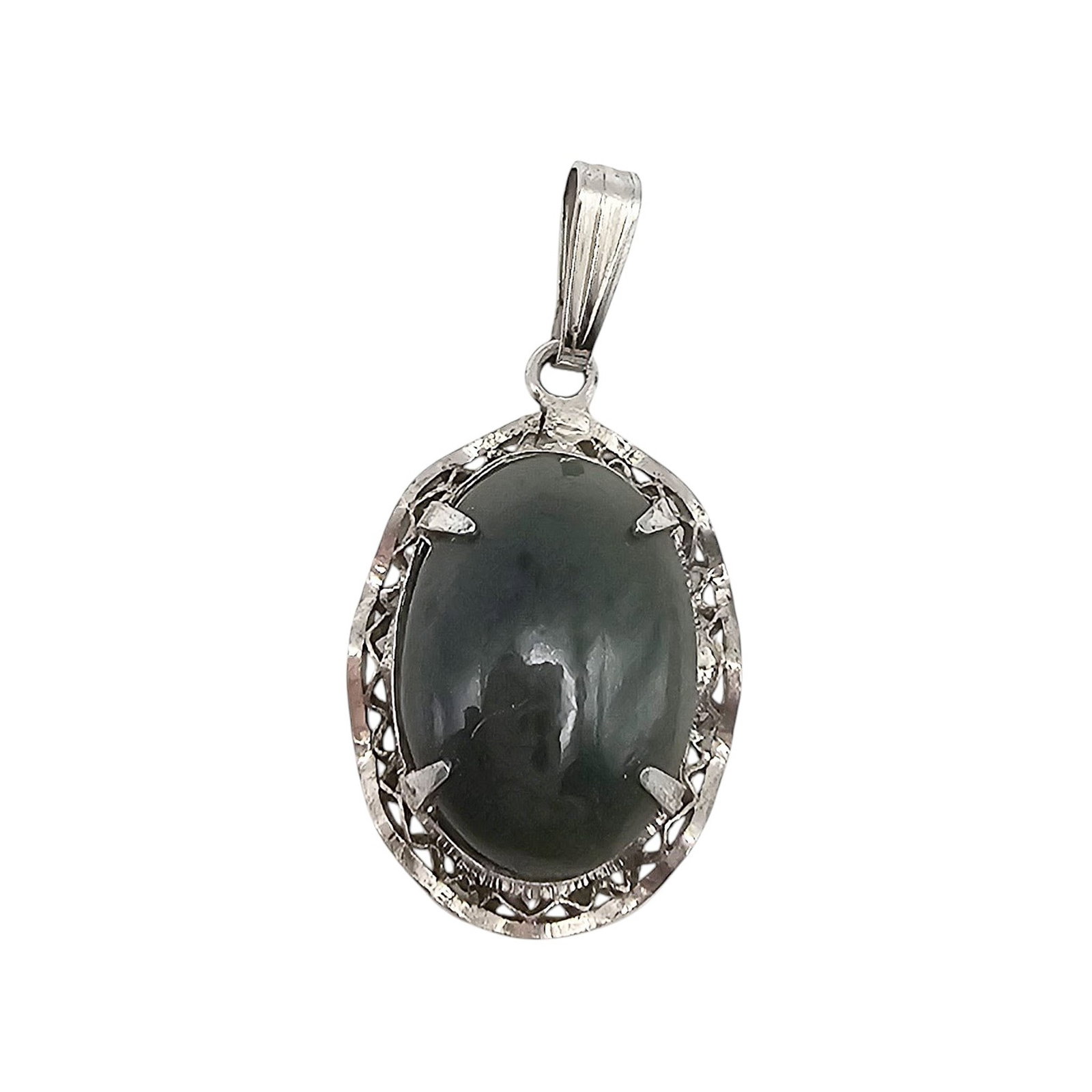 Sorrento Jade Sterling Silver Pendant 2.2 G: Sorrento Jade Sterling Silver Pendant 2.2 G
