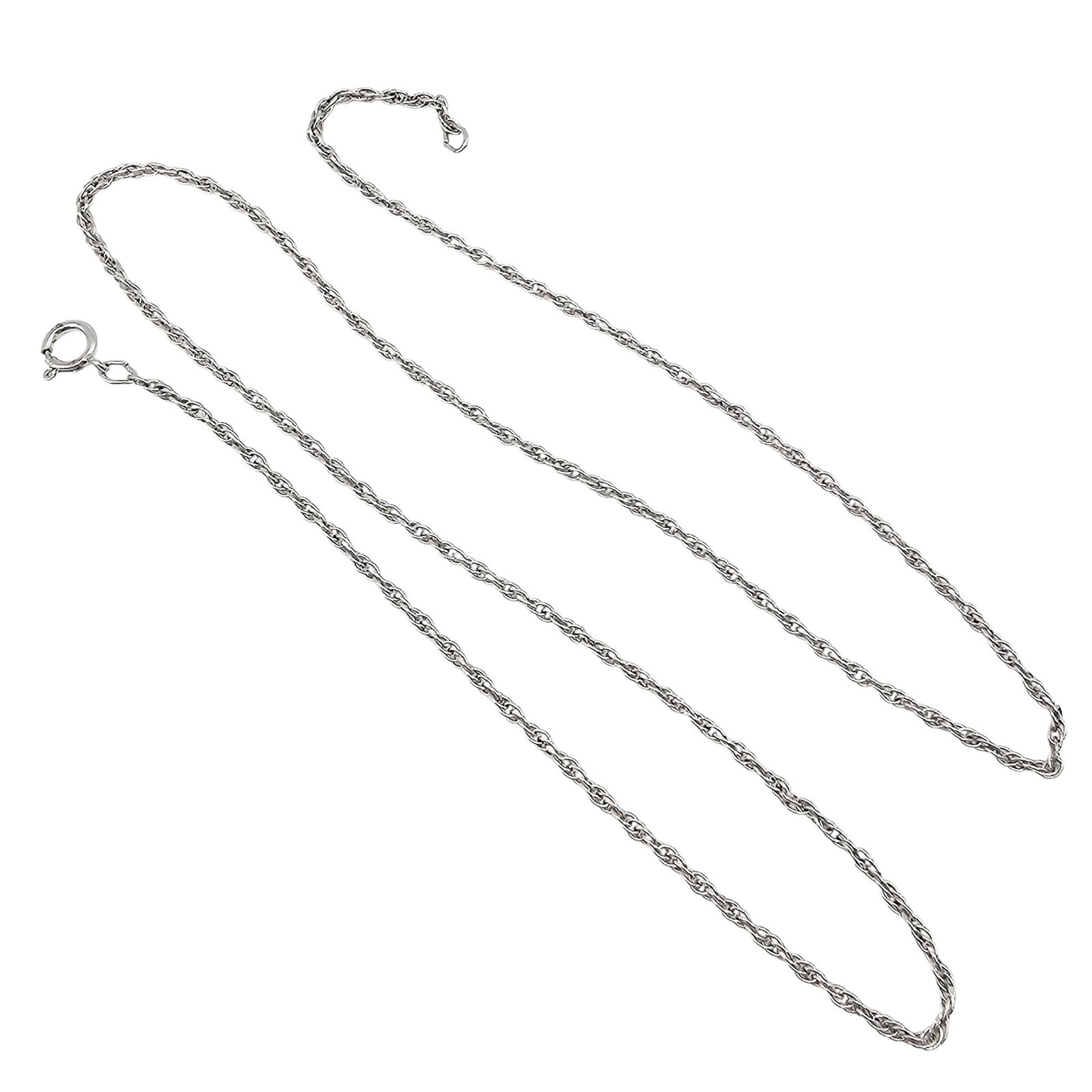Sterling Silver Twist Chain Necklace 2.9 G: Sterling Silver Twist Chain Necklace 2.9 G