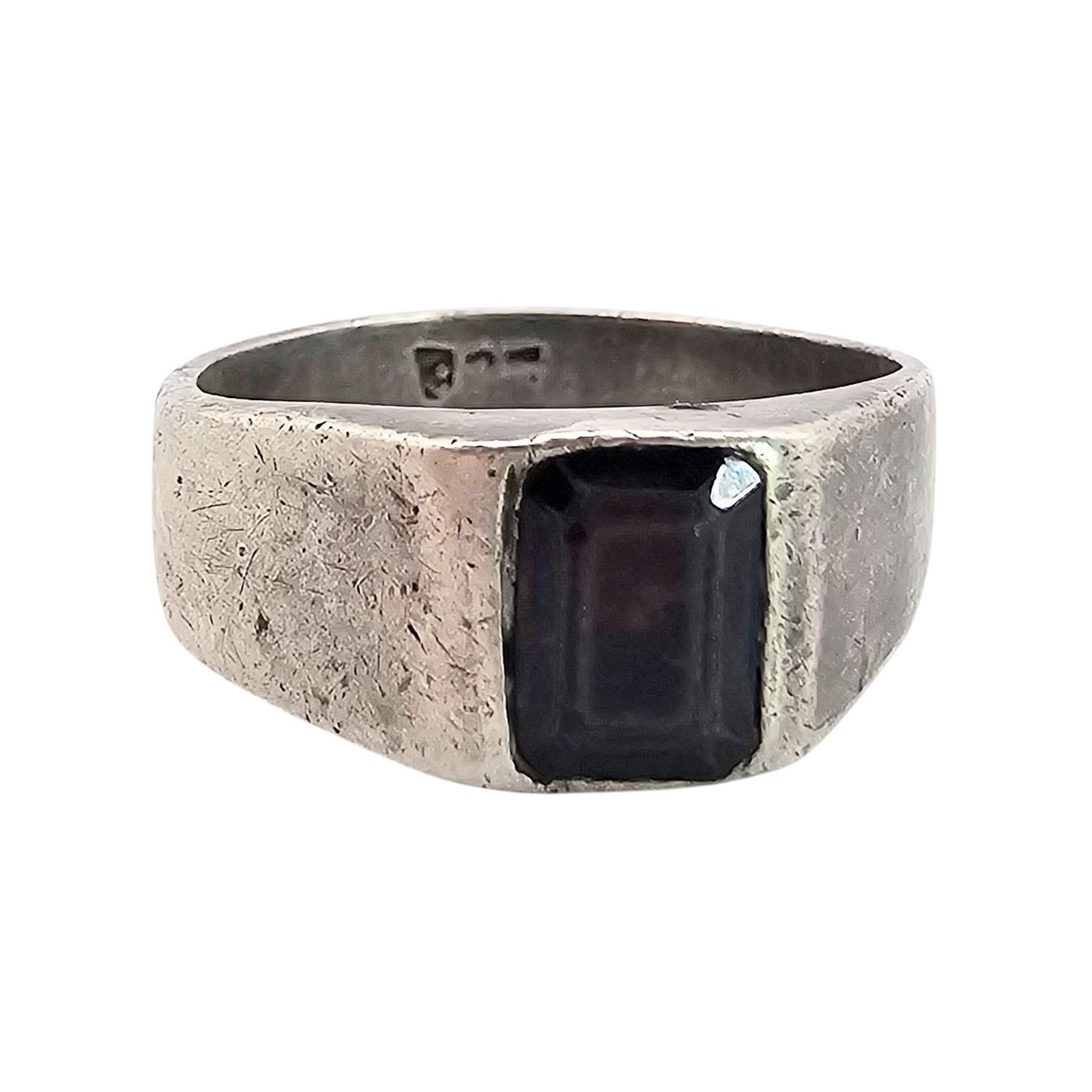 Garnet Sterling Silver Ring Size 6.5 5.9 G: Garnet Sterling Silver Ring Size 6.5 5.9 G