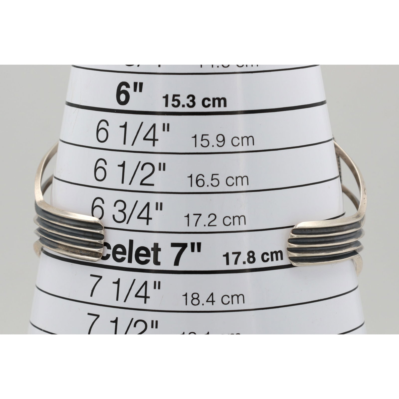 Running Bear Plain Silver Cuff Bracelet - 6